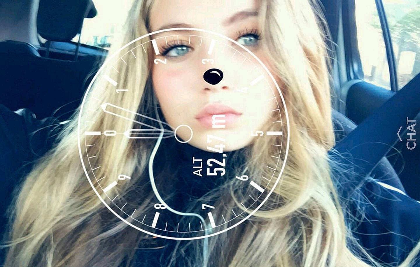 Noa participe au concours pour gagner de l'argent avec cette photo : beauty, black_hair, blond, brown_hair, eyebrow, eyelash, girl, hair_coloring, human_hair_color, lip, long_hair, person, product, selfie