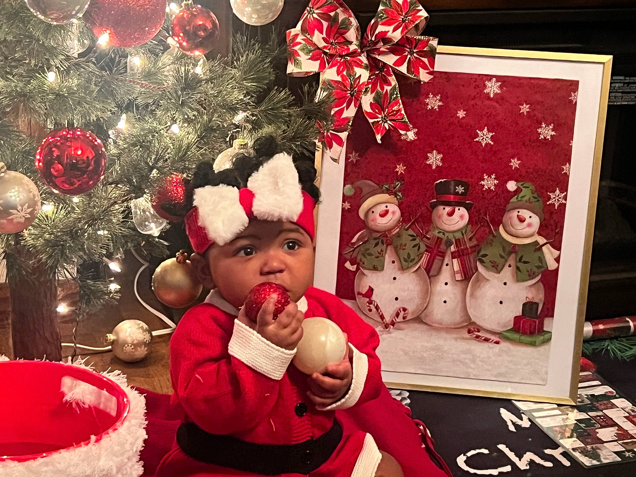 Dior joined the competition — help win amazing prizes! carmine, christmas, christmas_decoration, christmas_eve, christmas_ornament, christmas_tree, conifer, decoration, event, happy, hat, headwear, holiday, holiday_ornament, interior_design, ornament, person, pink, red, snapshot