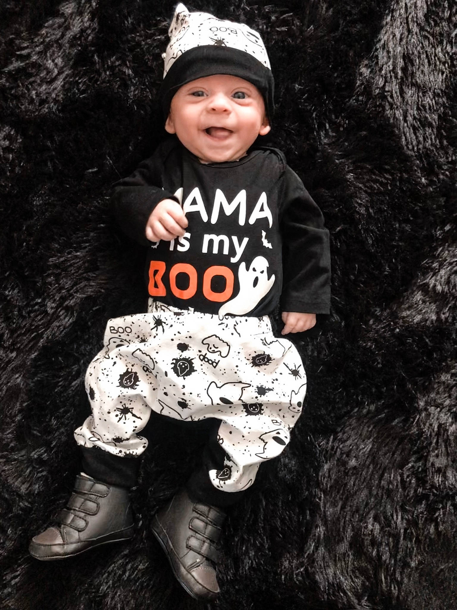 Westley is registered to the contest to win money with this photo: baby_toddler_clothing, baseball_cap, beauty, black_and_white, child, cool, flash_photography, grass, happy, headwear, monochrome, monochrome_photography, pattern, person, recreation, sleeve, smile, style, t_shirt, thigh