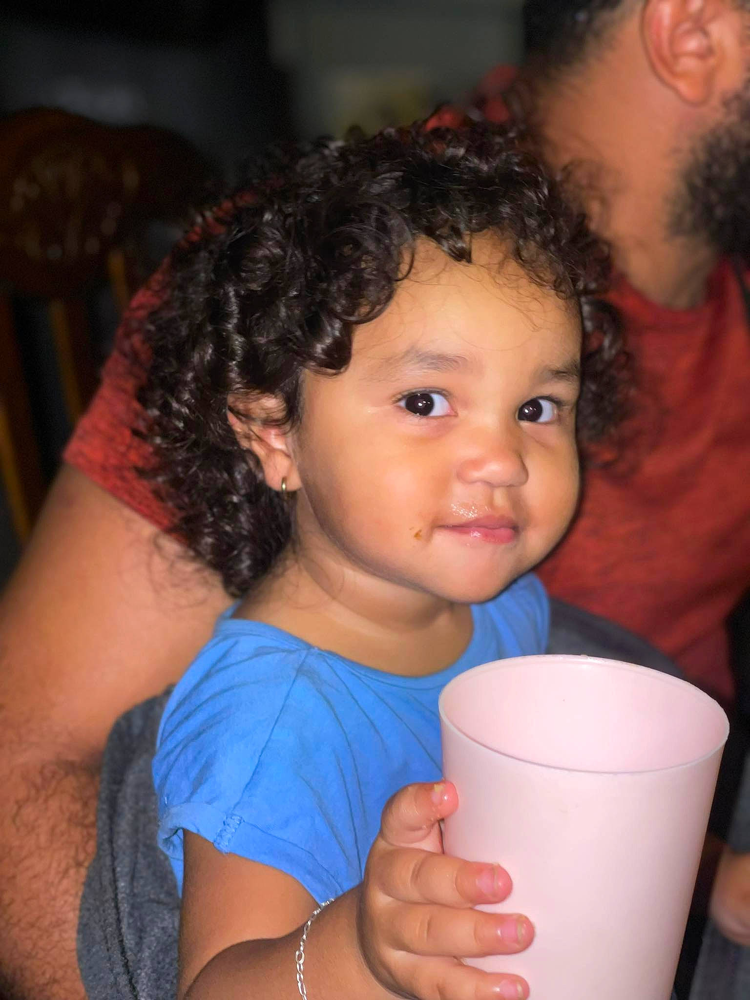 Kayla participe au concours pour gagner de l'argent avec cette photo : afro, cheek, child, cup, drink, drinking, drinkware, electric_blue, event, facial_expression, fun, hand, happy, iris, lip, nose, organ, person, ringlet, skin