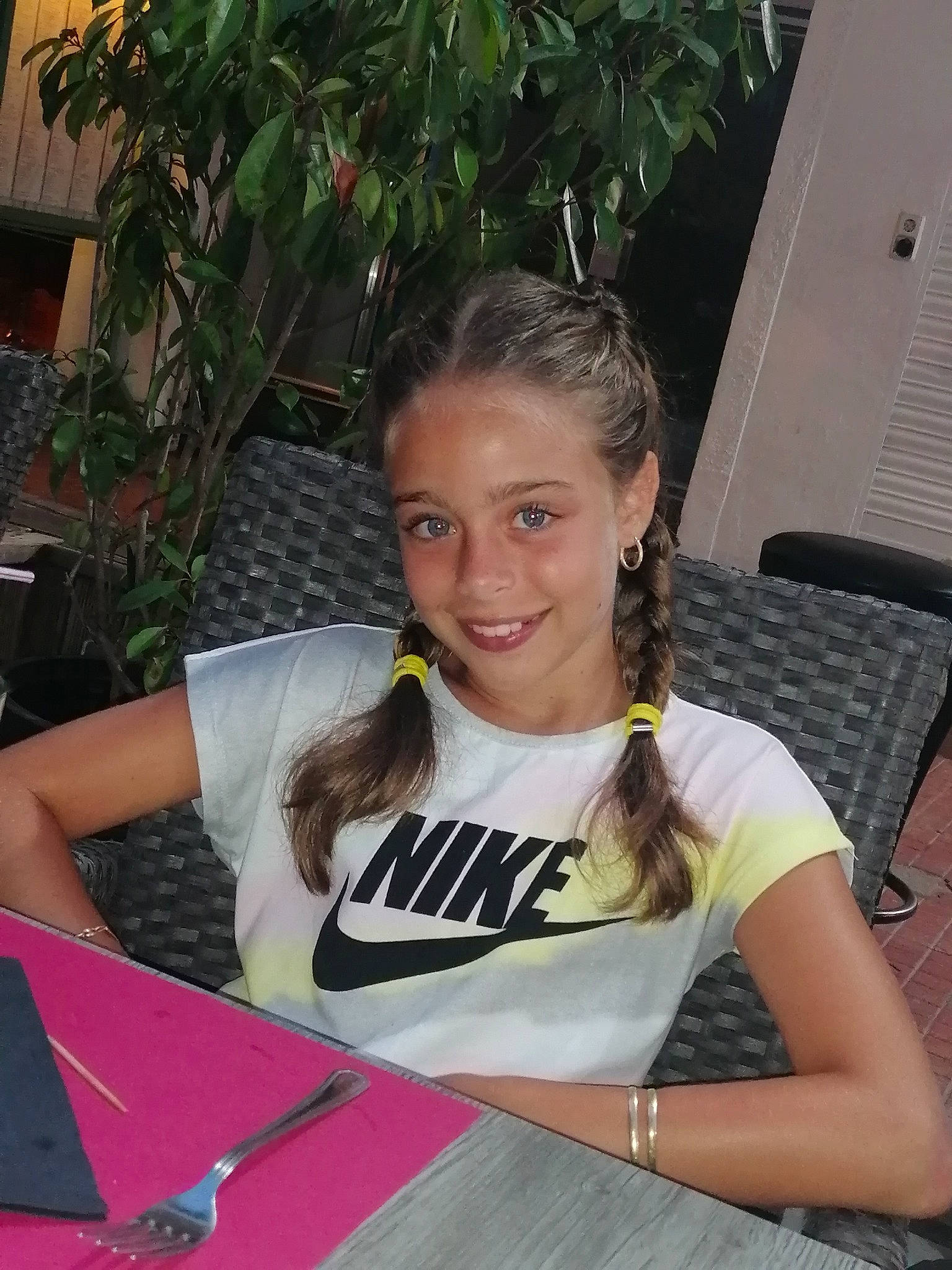 Kalicia participe au concours pour gagner de l'argent avec cette photo : joy, person, smile