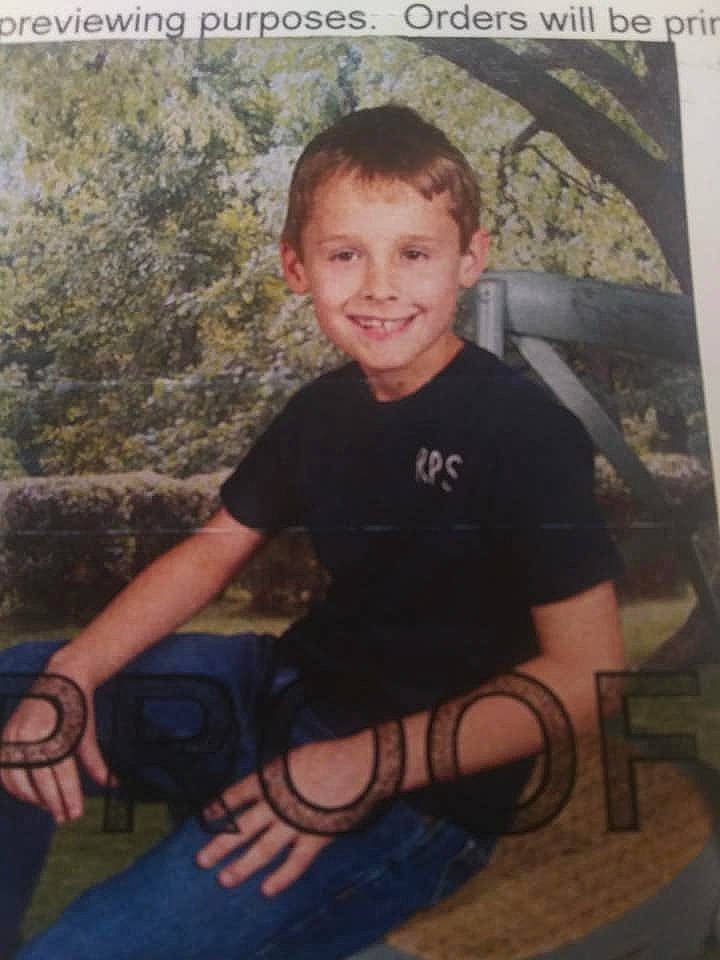 Bently is registered to the contest to win money with this photo: child, cool, joy, person, photography, sitting, smile, t_shirt