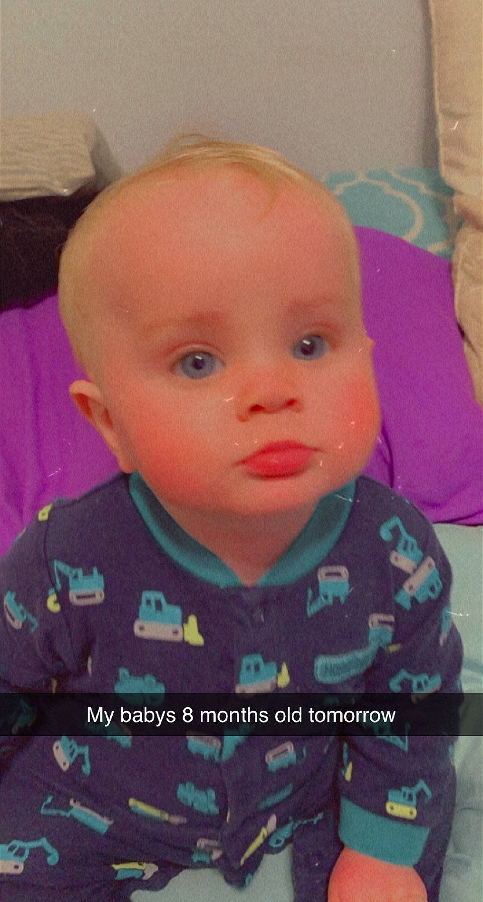 Darius is registered to the contest to win money with this photo: baby, baby_toddler_clothing, cheek, chin, cool, ear, eyebrow, eyelash, facial_expression, forehead, hairstyle, iris, lip, mouth, nose, people, person, pink, skin, sleeve