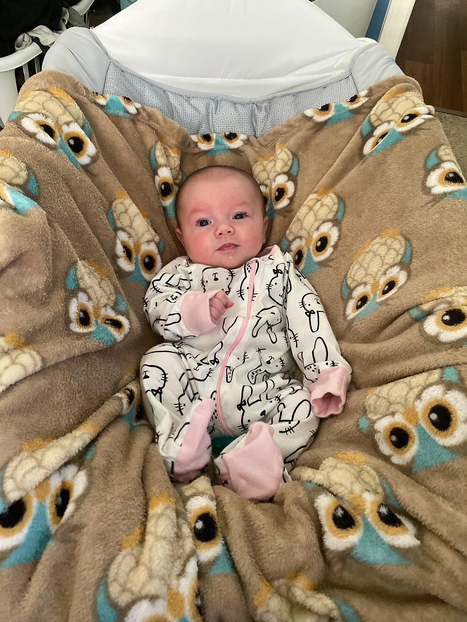 Jayda is registered to the contest to win money with this photo: baby, baby_toddler_clothing, cheek, comfort, eye, face, fun, linens, mammal, organ, outerwear, pattern, people, person, photograph, sleeve, snapshot, textile, toddler, vertebrate