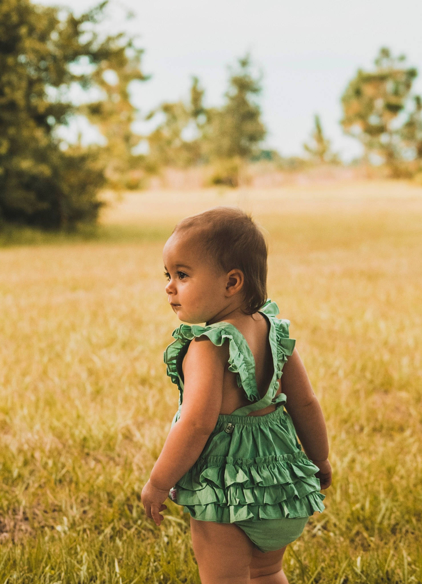 Korra is registered to the contest to win money with this photo: baby, baby_toddler_clothing, blond, flash_photography, fun, grass, grassland, happy, landscape, leaf, meadow, natural_environment, people_in_nature, person, plant, prairie, sky, summer, sunlight, toddler
