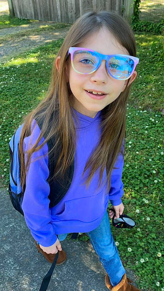Rachel is registered to the contest to win money with this photo: beauty, cool, electric_blue, fun, glasses, grass, green, hair, happy, head, iris, joy, long_hair, people, people_in_nature, person, plant, sleeve, smile, summer