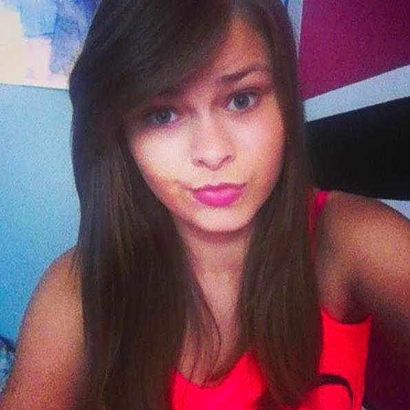 Ludivine participe au concours pour gagner de l'argent avec cette photo :