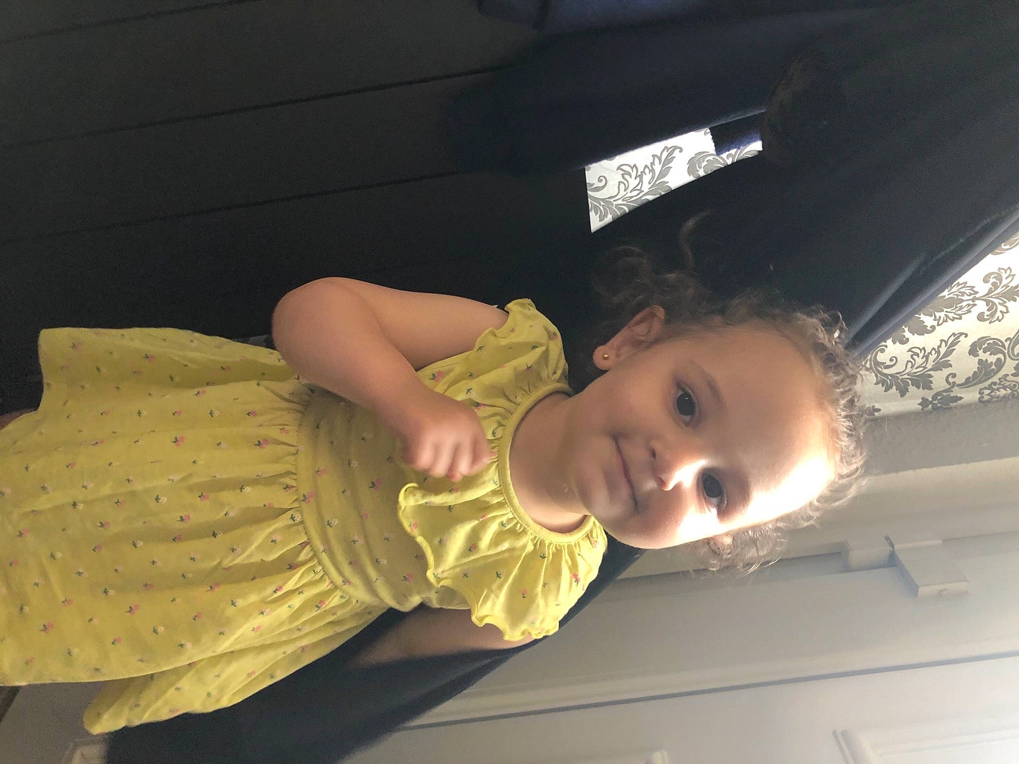 Sirine participe au concours pour gagner de l'argent avec cette photo : automotive_lighting, baby, baby_products, baby_toddler_clothing, cheek, child, cloud, comfort, flash_photography, flooring, fun, happy, joy, mouth, nose, person, room, smile, thumb, tints_and_shades