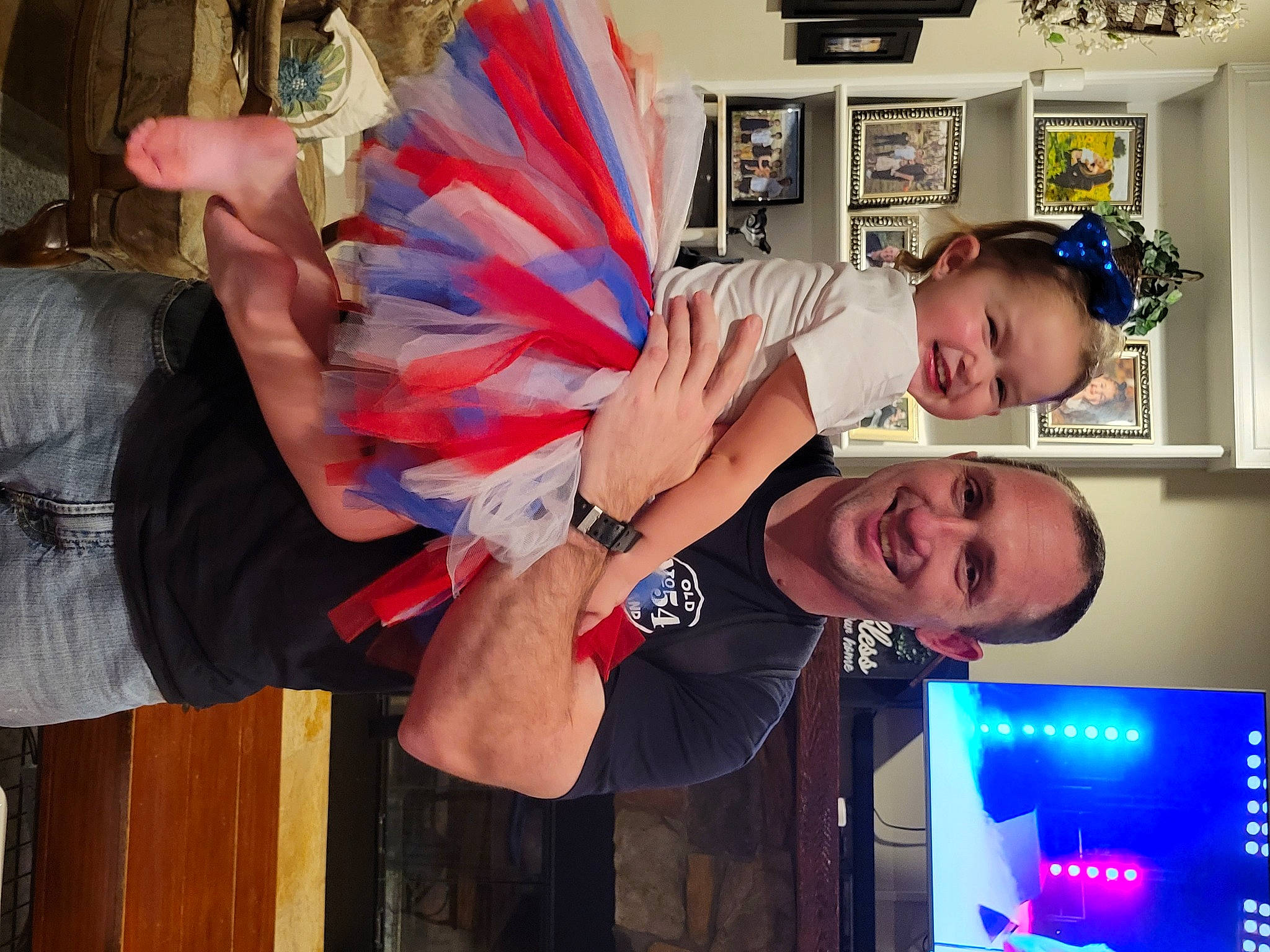 Shelby joined the competition — help win amazing prizes! arm, artist, child, electric_blue, event, eyewear, fashion_accessory, finger, fun, gesture, happy, joy, laugh, led_backlit_lcd_display, leisure, nail, person, picture_frame, room, smile