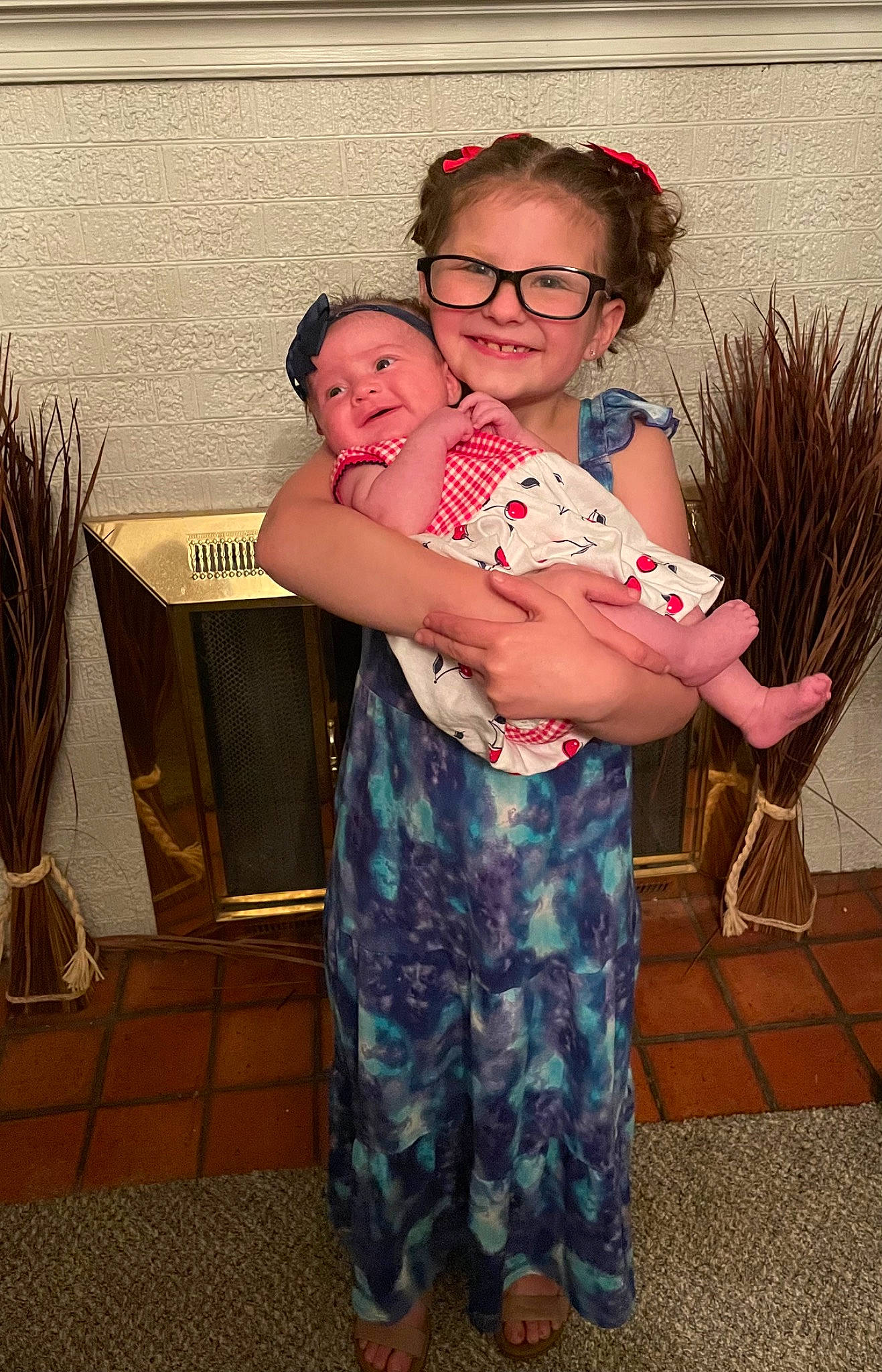 Katherine is registered to the contest to win money with this photo: baby, baby_toddler_clothing, child, event, eyewear, face, flowerpot, fun, gesture, happy, houseplant, joy, leg, leisure, person, plant, sandal, skin, smile, thumb