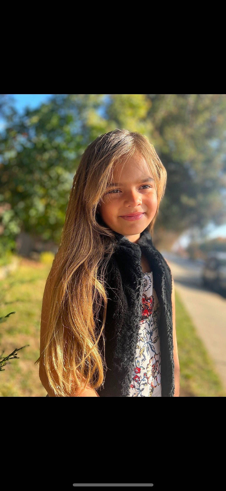 Jodeci is registered to the contest to win money with this photo: blond, brown_hair, face, flash_photography, forest, grass, hair, hairstyle, happy, iris, joy, lip, long_hair, pattern, people_in_nature, person, plant, smile, summer, sunlight