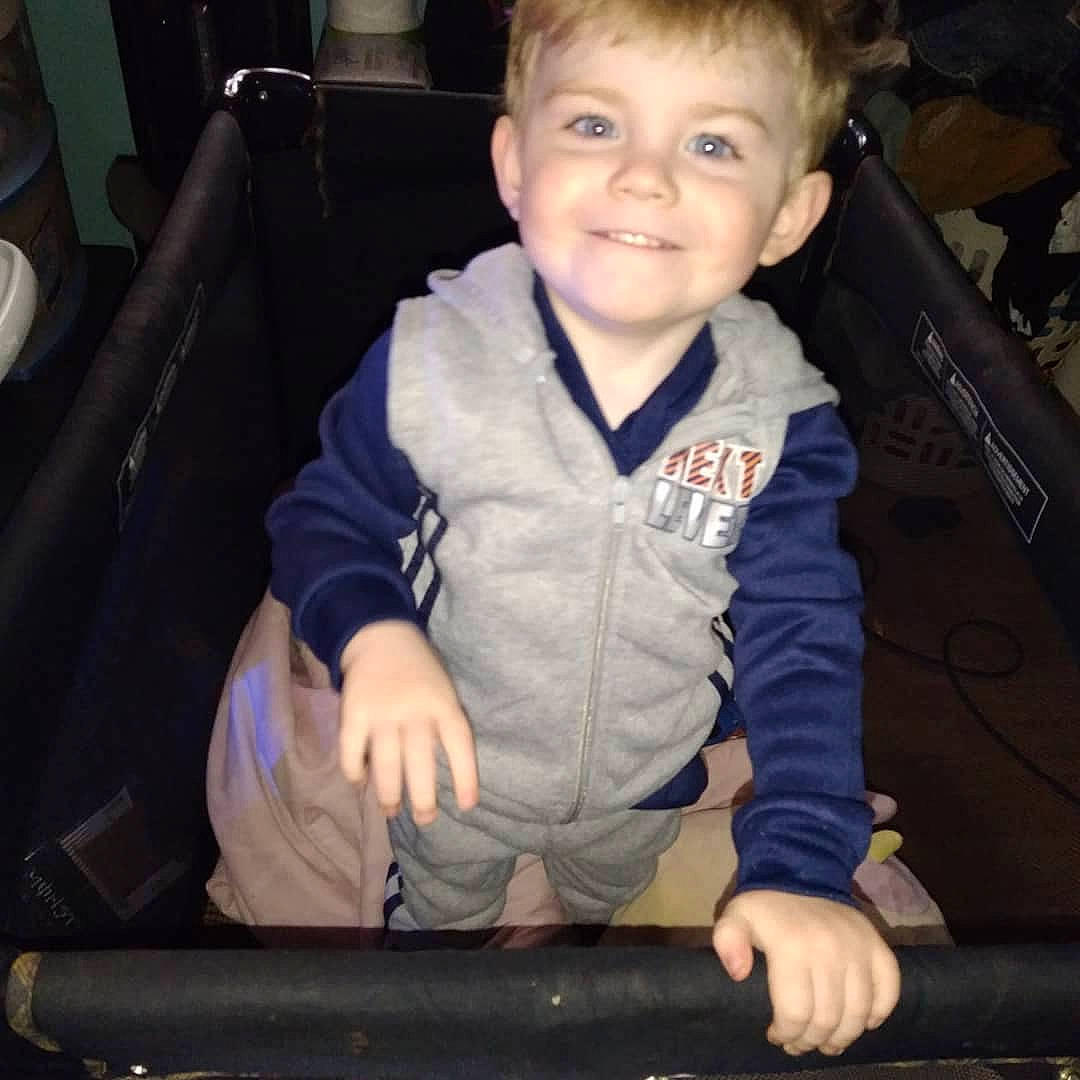 Octavious is registered to the contest to win money with this photo: auto_part, baby_carriage, baby_products, baby_toddler_clothing, car_seat, chair, child, comfort, electric_blue, face, fun, head, joy, lap, luxury_vehicle, motor_vehicle, person, sitting, sleeve, smile