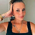 Ophelie M.