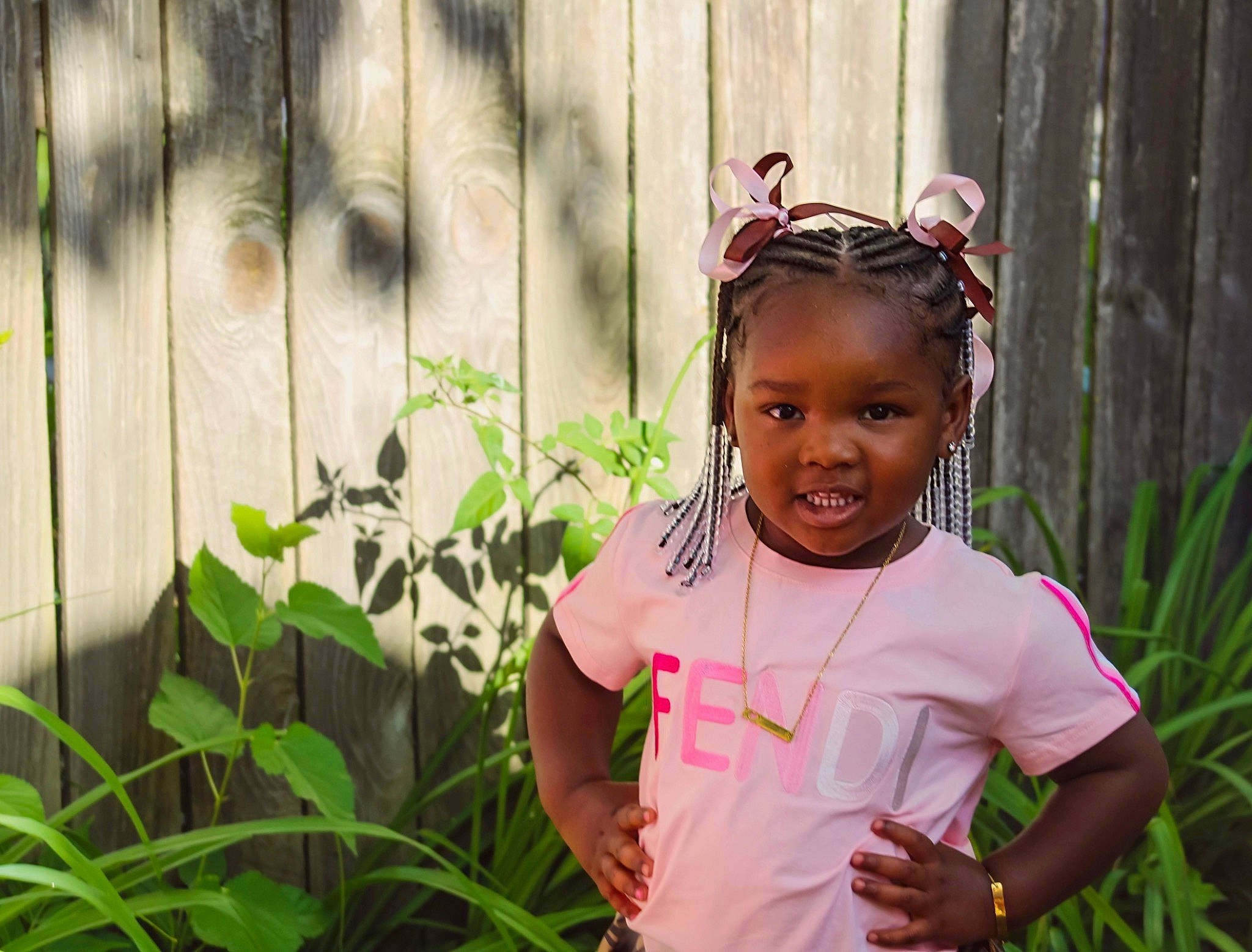 Taraji is registered to the contest to win money with this photo: adaptation, beauty, black_hair, botany, grass, green, happy, head, leaf, leisure, mammal, nature, people_in_nature, person, plant, skin, smile, terrestrial_plant, tree, vertebrate