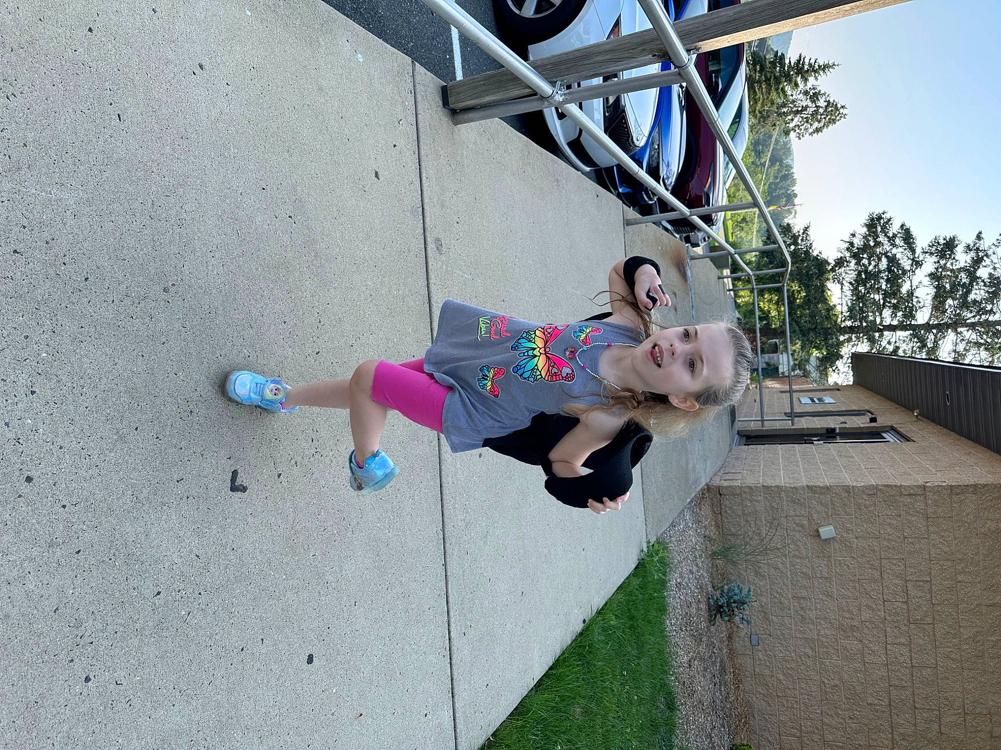 Synestra joined the competition — help win amazing prizes! adventure, asphalt, city, concrete, extreme_sport, fun, human_leg, knee, leisure, outdoor_recreation, person, recreation, shorts, sidewalk, sky, sport_climbing, street_stunts, t_shirt, thigh, tree