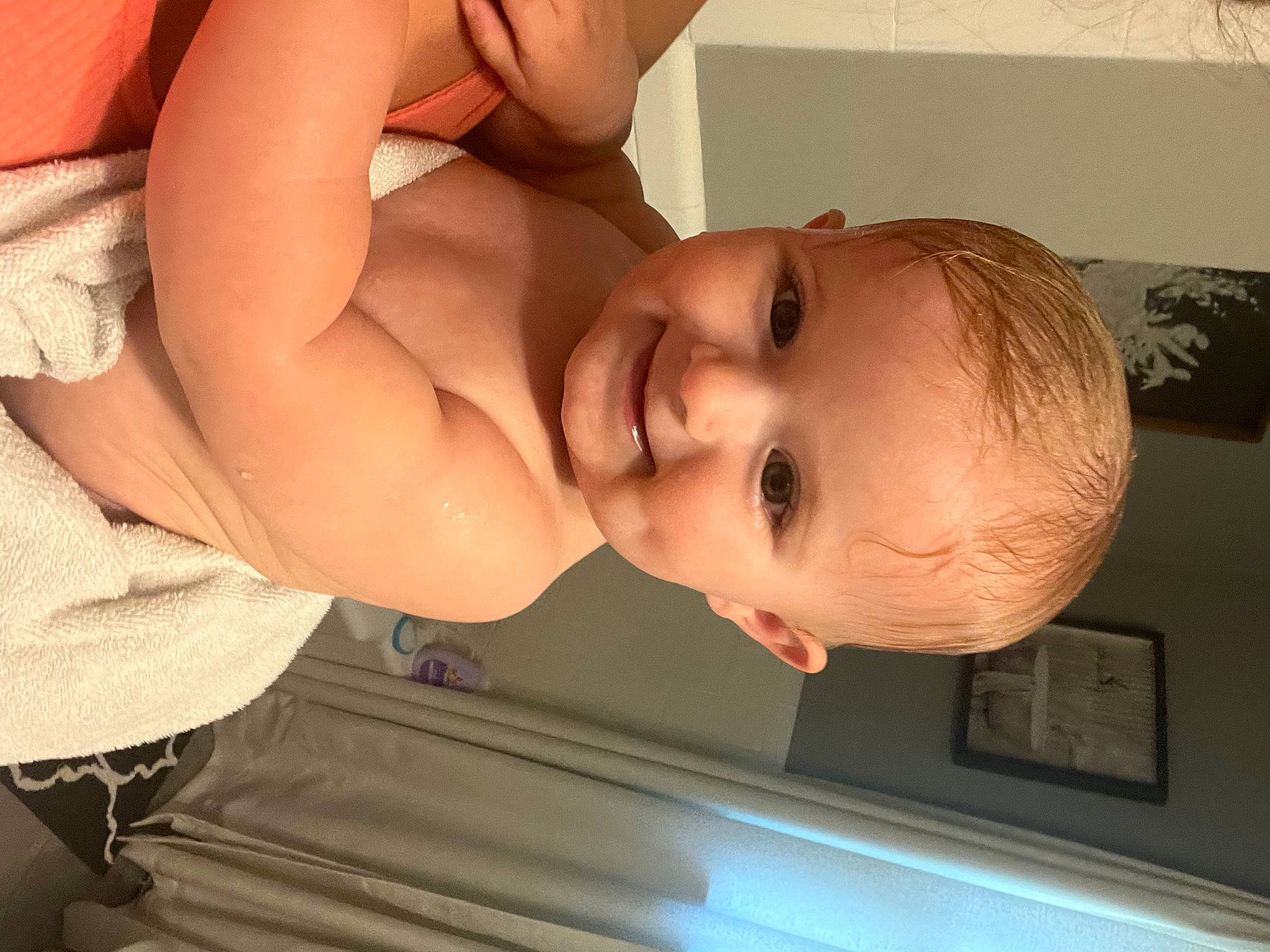 Aliya is registered to the contest to win money with this photo: arm, cheek, chin, eyebrow, eyelash, face, forehead, hand, head, human_body, joint, joy, lip, mouth, muscle, neck, nose, person, shoulder, skin