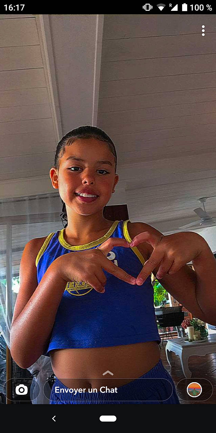 Maïlys a rejoint le concours — aidez-le/la à gagner de superbes lots ! abdomen, chair, cheerleading_uniform, chest, competition, competition_event, electric_blue, event, fun, human_leg, joy, muscle, navel, person, smile, sportswear, swimwear, thigh, trunk, undergarment