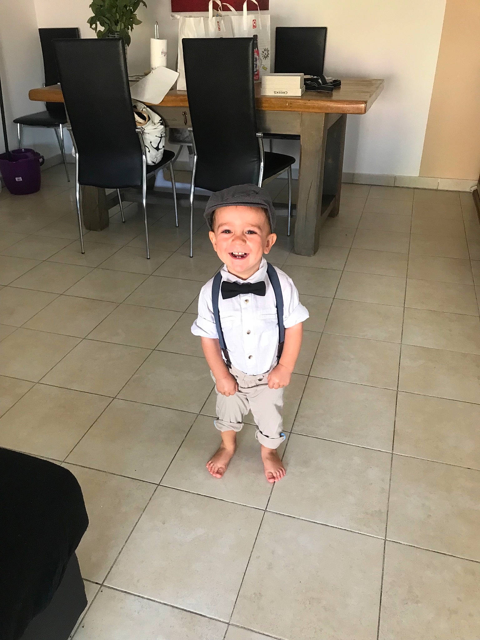 Sohan participe au concours pour gagner de l'argent avec cette photo : child, day, design, floor, flooring, fun, girl, hardwood, joy, leg, person, product, snapshot, standing, tile, toddler, white