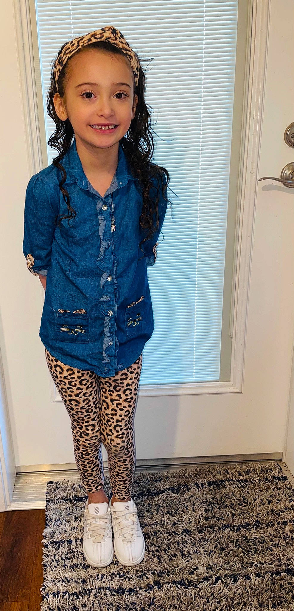 Zaleigh joined the competition — help win amazing prizes! blazer, blue, denim, electric_blue, fashion_design, happy, jewellery, joint, joy, knee, leg, neck, necklace, pattern, person, shoulder, sleeve, smile, standing, thigh