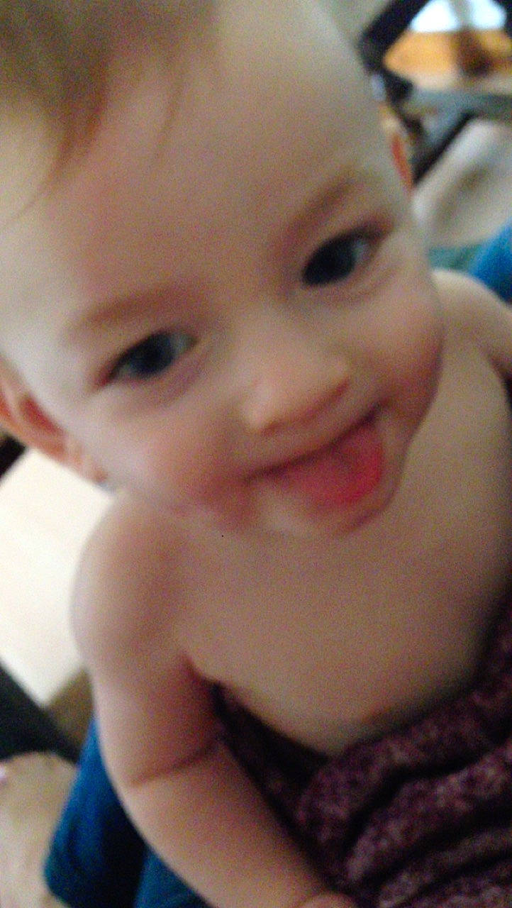 Djayden a rejoint le concours — aidez-le/la à gagner de superbes lots ! boy, cheek, child, chin, eye, eyebrow, face, finger, forehead, girl, hand, head, human_hair_color, infant, joy, lip, mouth, nose, person, skin