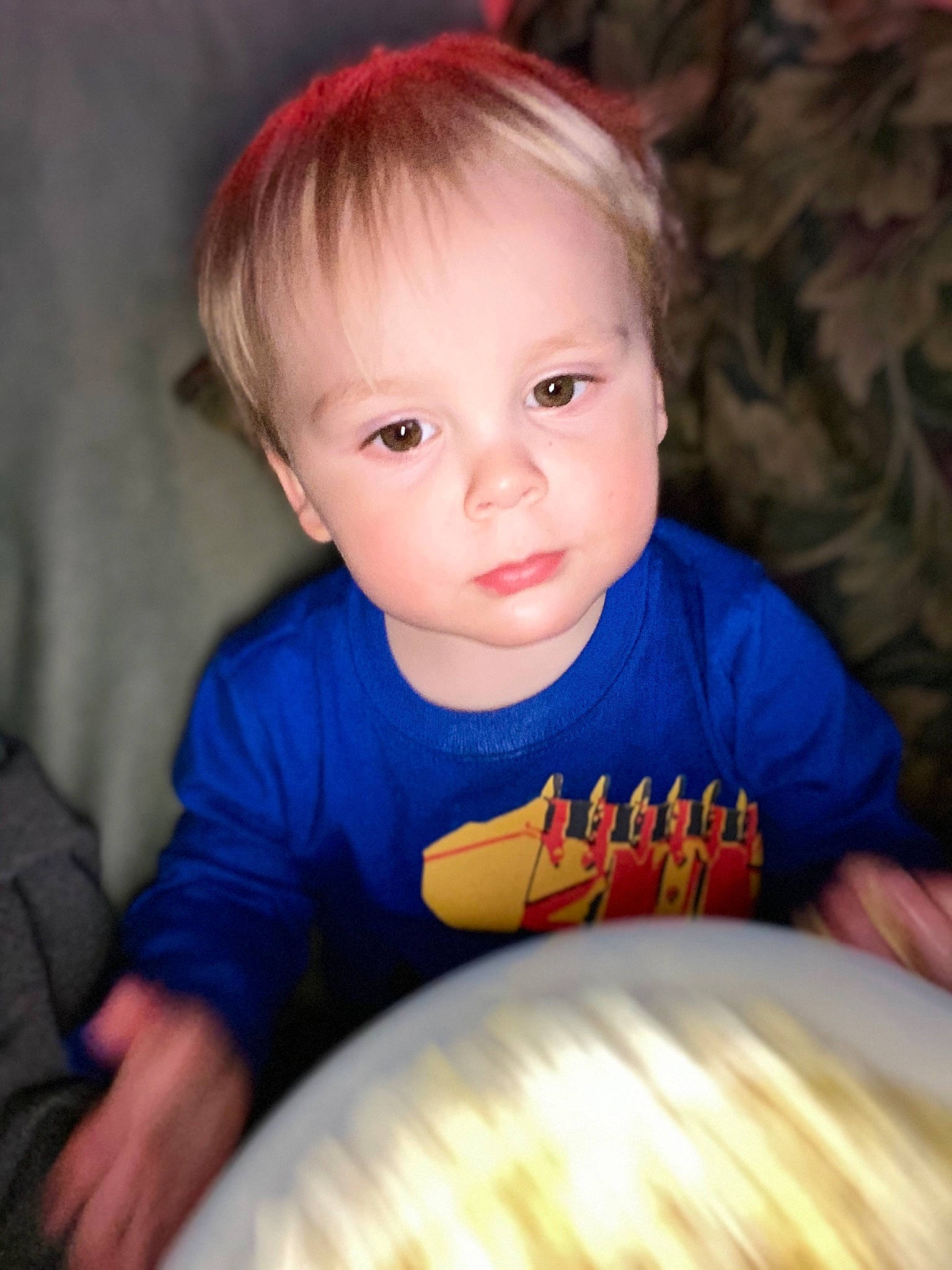 Rowan is registered to the contest to win money with this photo: baby, blond, cheek, child, eye, face, facial_expression, finger, fun, head, iris, lip, mouth, nose, person, play, portrait, sitting, skin, smile