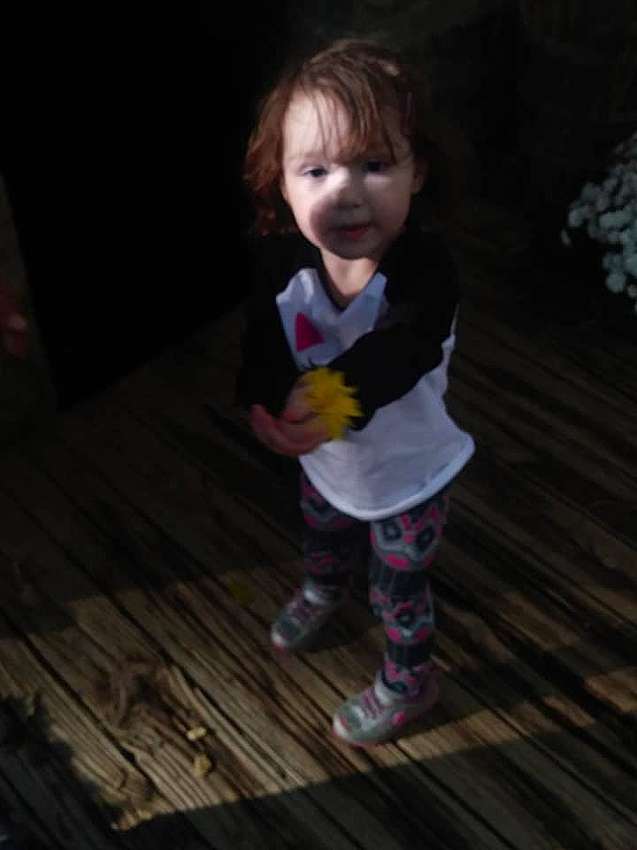 Alizabeth is registered to the contest to win money with this photo: child, darkness, fun, girl, human, night, person, standing, toddler