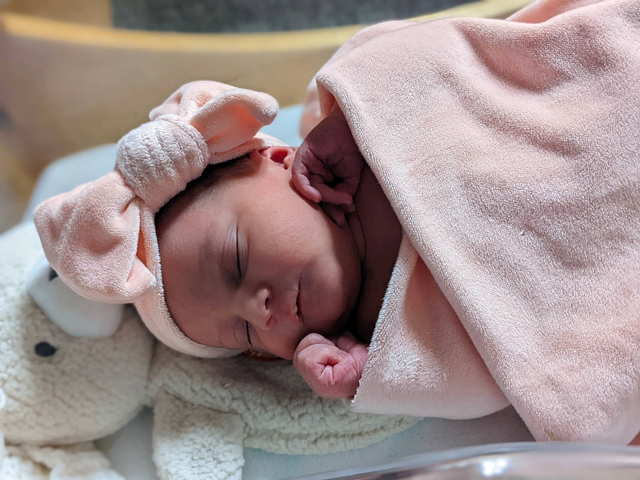 Emmy is registered to the contest to win money with this photo: baby, baby_sleeping, baby_toddler_clothing, cheek, child, comfort, ear, eye, eyelash, glasses, hand, head, headgear, headwear, linens, lip, mouth, nose, person, skin