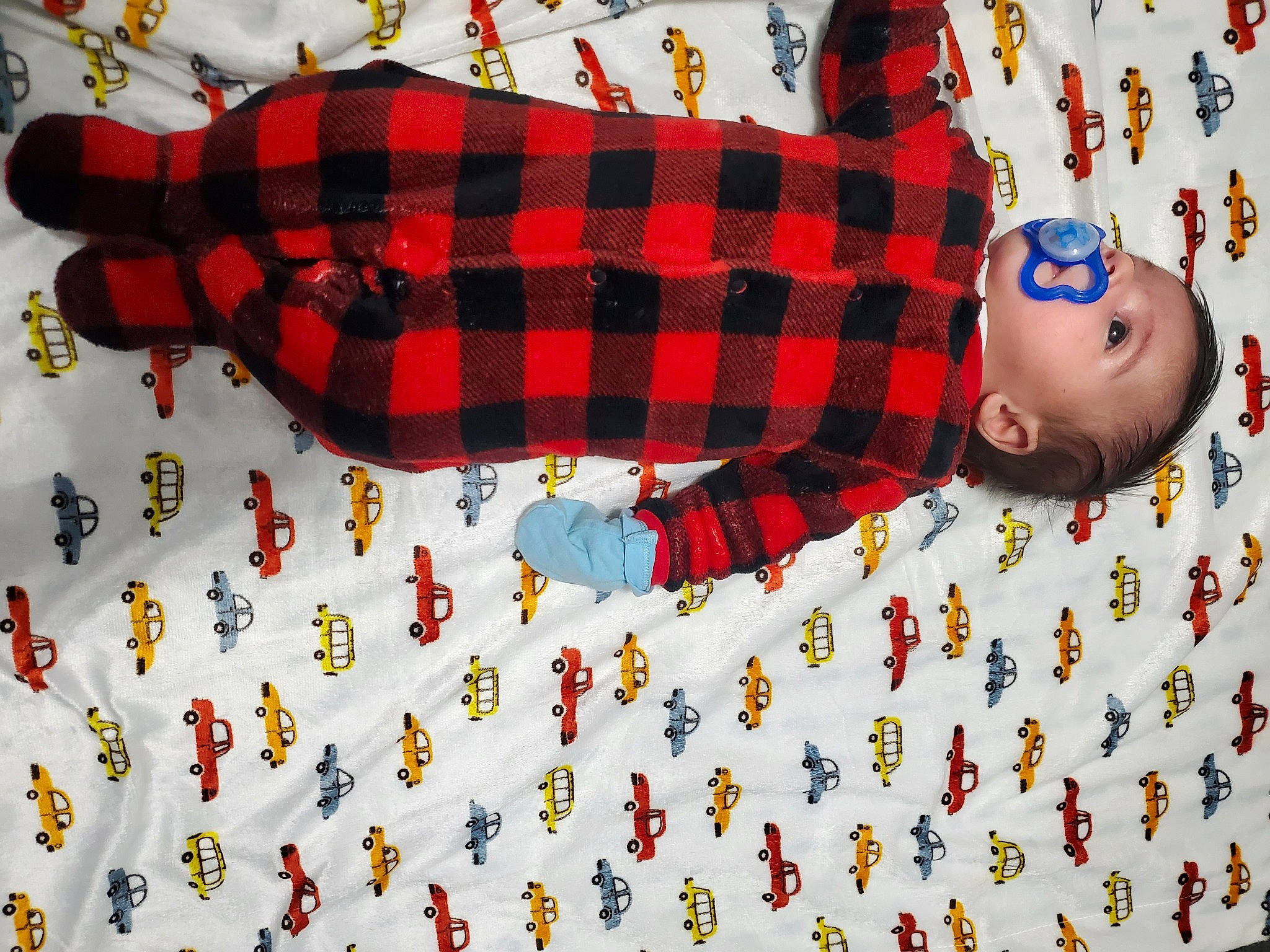 Muhammad is registered to the contest to win money with this photo: art, baby, baby_products, baby_toddler_clothing, carmine, child, collar, comfort, creative_arts, design, happy, linens, pattern, person, plaid, sleeve, tartan, textile, toddler, white