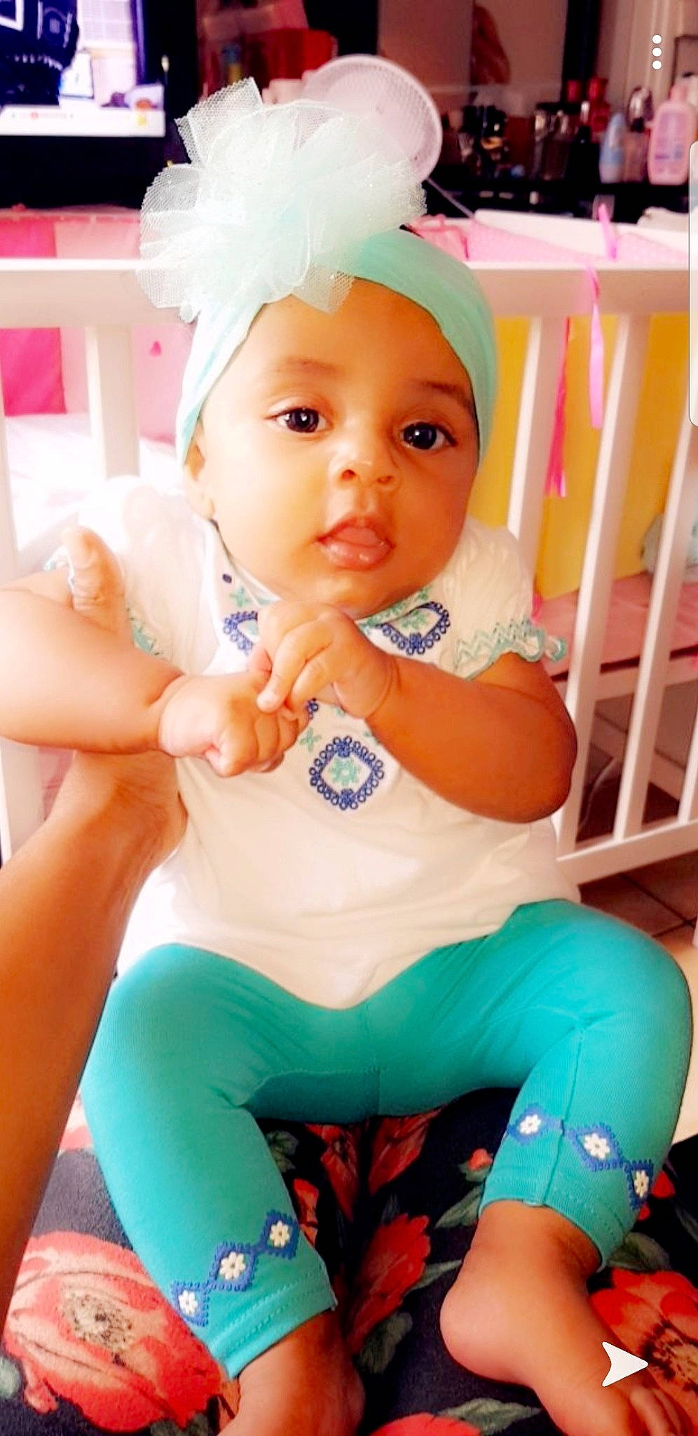 Nabila participe au concours pour gagner de l'argent avec cette photo : baby, baby_toddler_clothing, cheek, child, headwear, person, sitting, skin, toddler