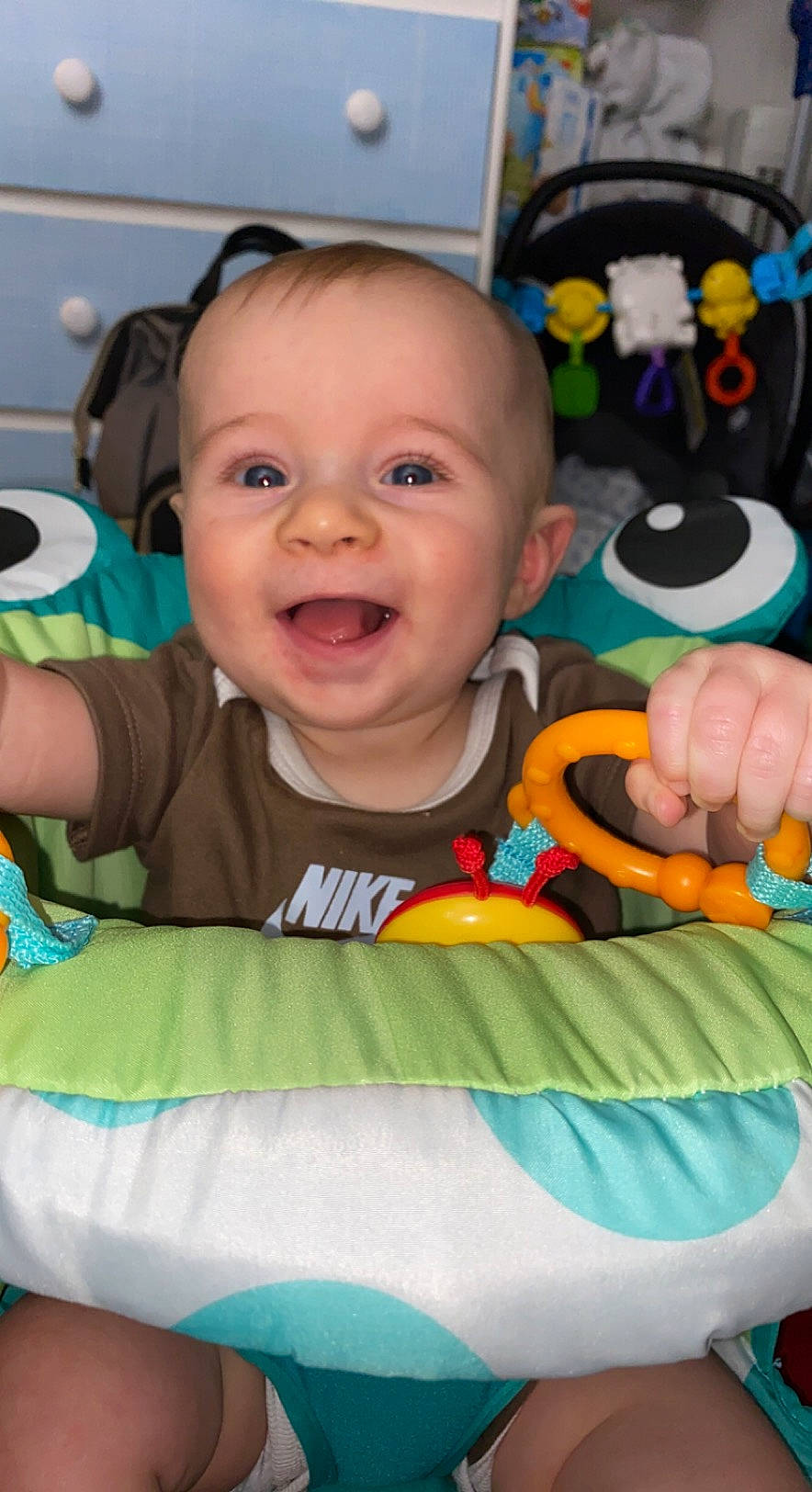 Charles is registered to the contest to win money with this photo: baby, baby_toddler_clothing, cheek, child, chin, eye, facial_expression, fun, hairstyle, happy, iris, mammal, mouth, nose, organ, person, product, skin, smile, textile