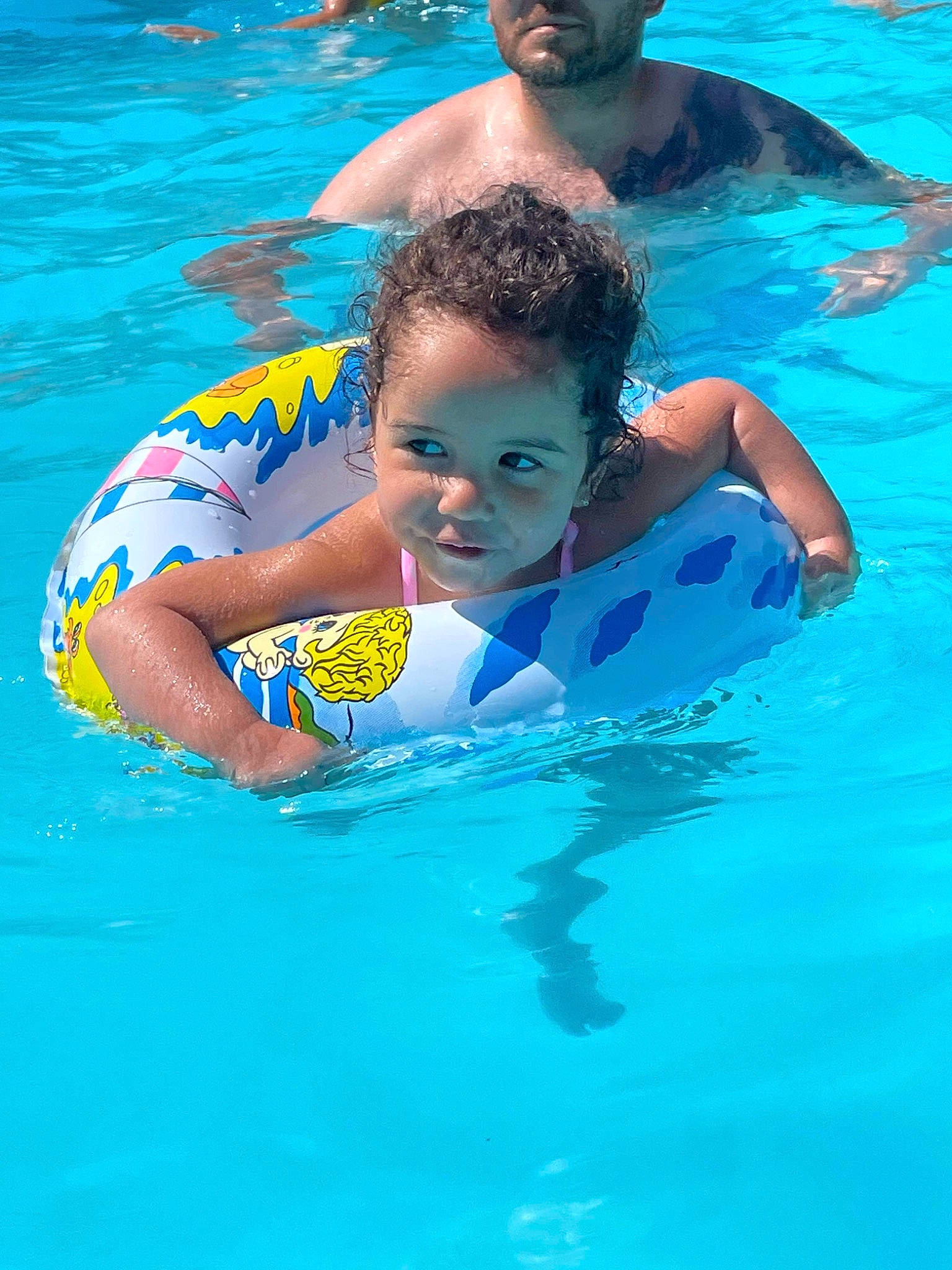 Nikol participe au concours pour gagner de l'argent avec cette photo : aqua, azure, baby, baby_float, blue, child, fun, games, happy, leisure, muscle, outdoor_recreation, person, personal_protective_equipment, recreation, sports, summer, swimming_pool, toddler, vertebrate