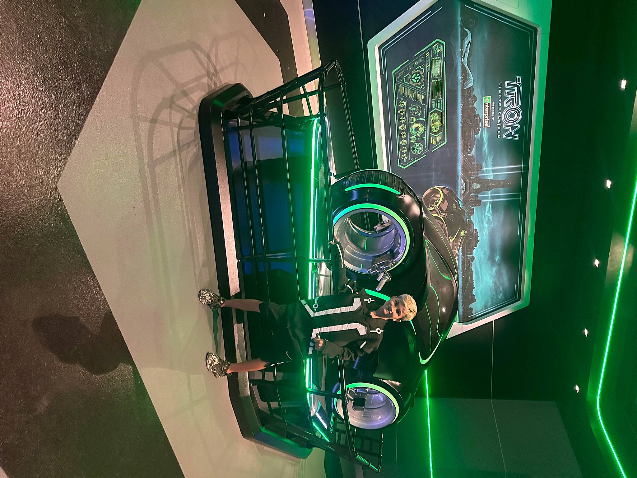 Bentley joined the competition — help win amazing prizes! audio_equipment, automotive_lighting, automotive_wheel_system, circle, electric_blue, electrical_supply, electrical_wiring, electricity, electronic_engineering, engineering, font, gas, glass, green, joy, machine, metal, motor_vehicle, person, room