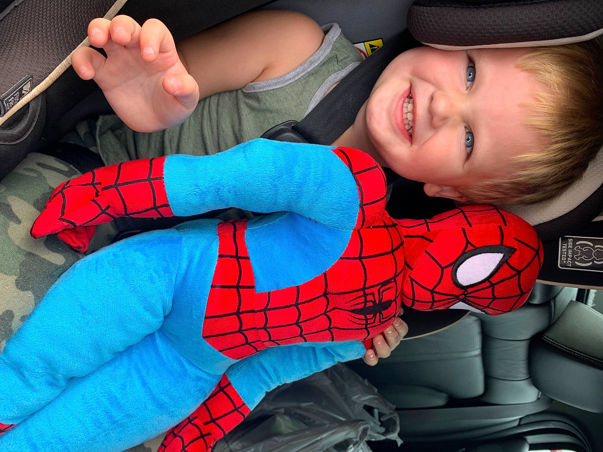 Roman is registered to the contest to win money with this photo: arm, avengers, blue, captain_america, cartoon, comfort, cool, eye, finger, hand, head, human_body, joy, mouth, muscle, orange, organ, person, red, smile