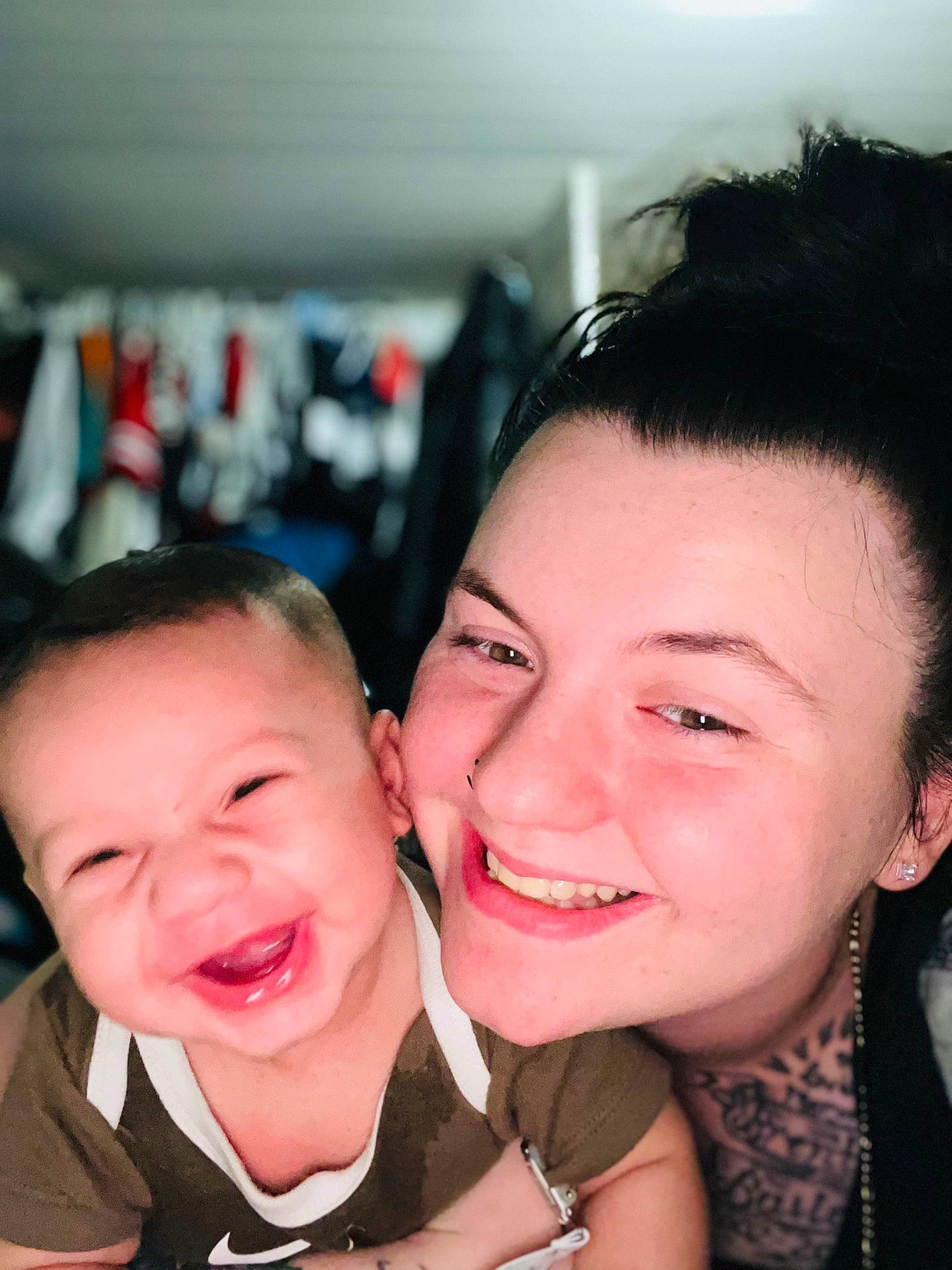 Kayson is registered to the contest to win money with this photo: cheek, chin, ear, eyebrow, eyelash, facial_expression, flash_photography, forehead, gesture, hair, happy, iris, jaw, joy, lip, mouth, neck, nose, person, skin