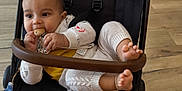 Aaron a rejoint le concours — aidez-le/la à gagner de superbes lots ! baby, child, stroller, toy, wooden_toy, blanket, knitwear, feet, hands, face, indoor, floor, comfort, curious, infant, person, clothing, relaxing, seat, casual