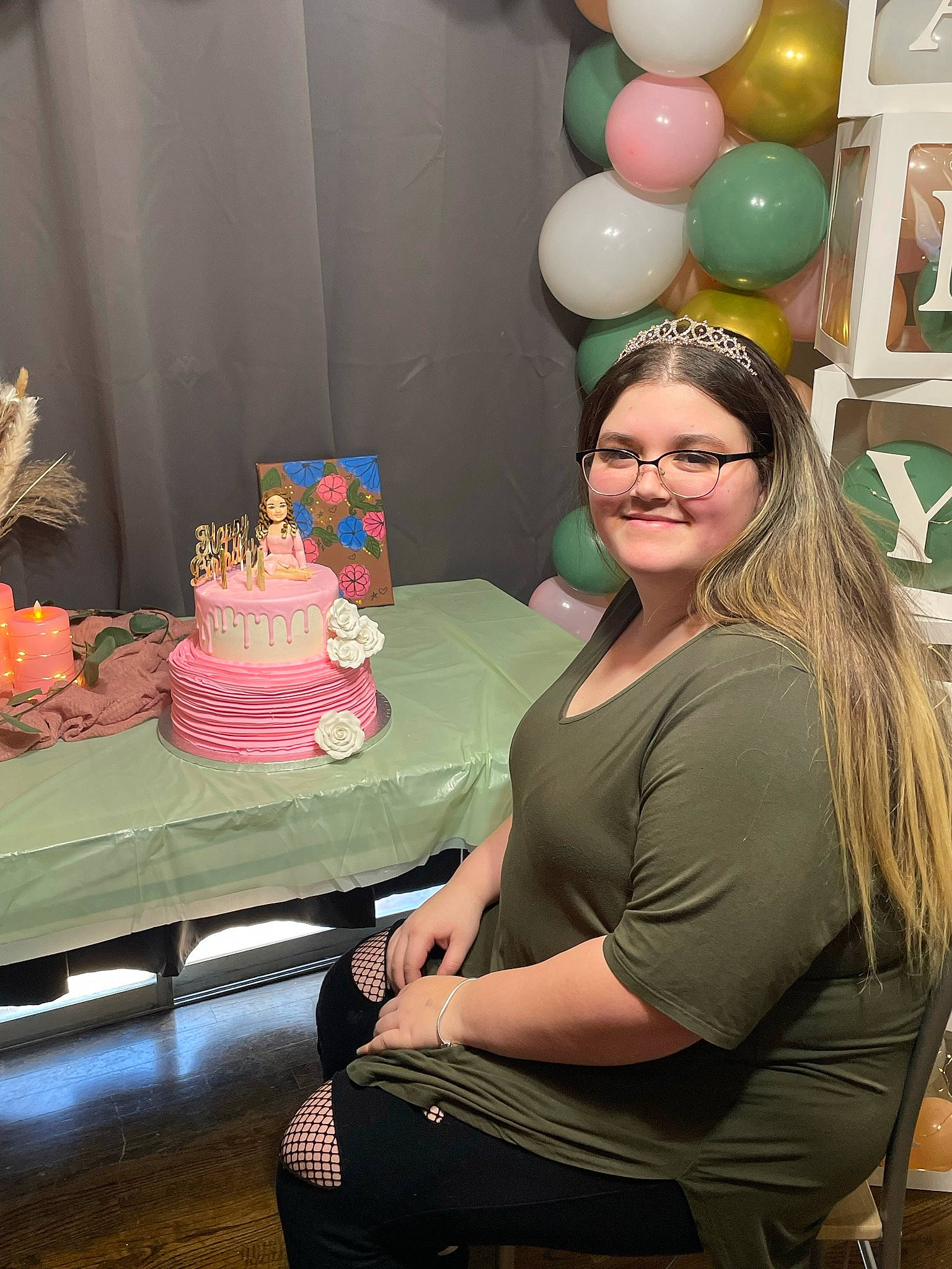 Amyrah joined the competition — help win amazing prizes! baked_goods, balloon, birthday_cake, cake, cake_decorating, cake_decorating_supply, dessert, dress, event, eyewear, food, glasses, green, happy, human_leg, joy, knee, person, smile, sugar_cake