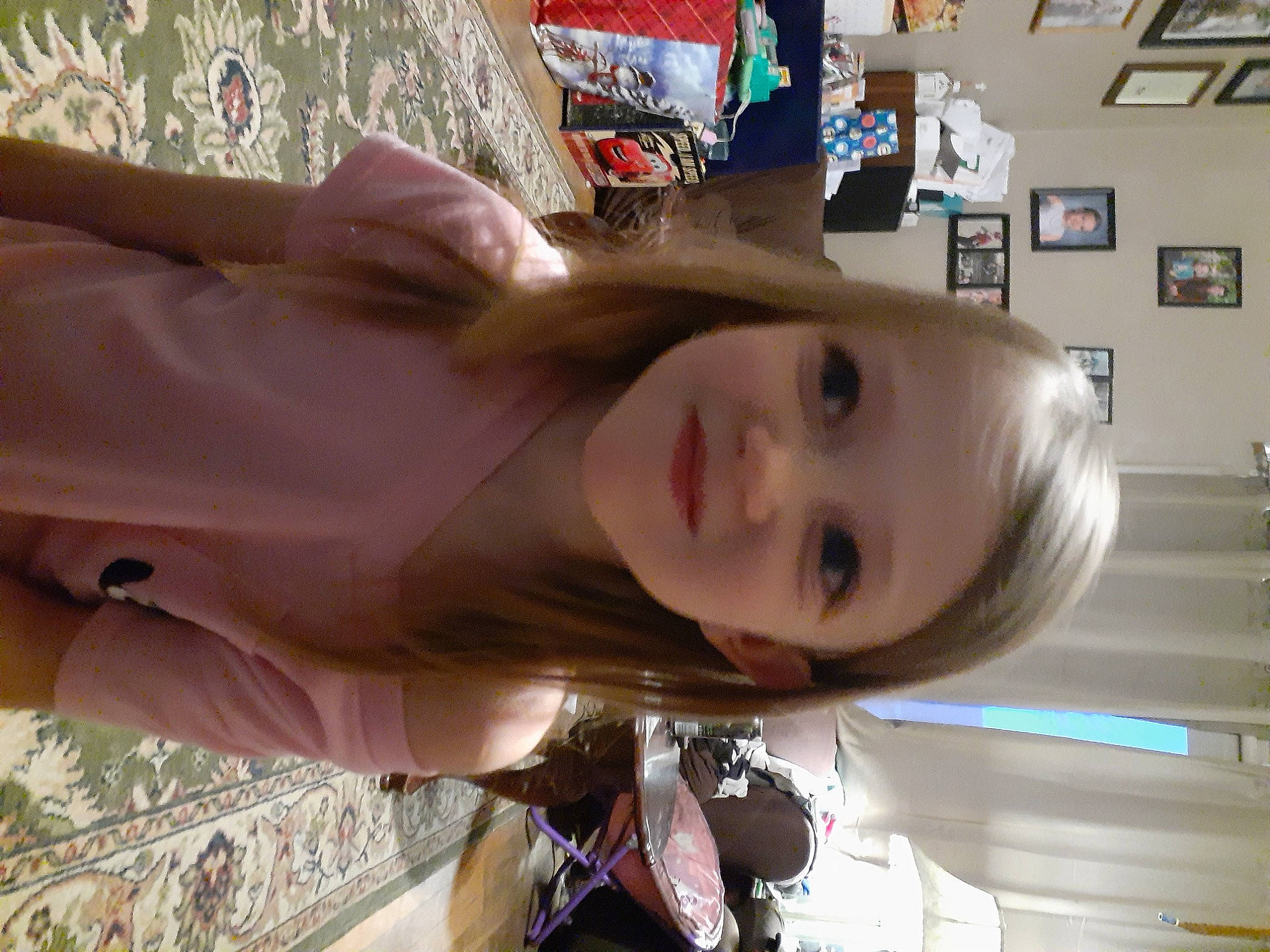 Annabella is registered to the contest to win money with this photo: beauty, blond, blurred, bracelet, chest, cool, day_dress, eyelash, hairstyle, joy, mammal, person, picture_frame, portrait_photography, selfie, summer, throat, watch, wrist