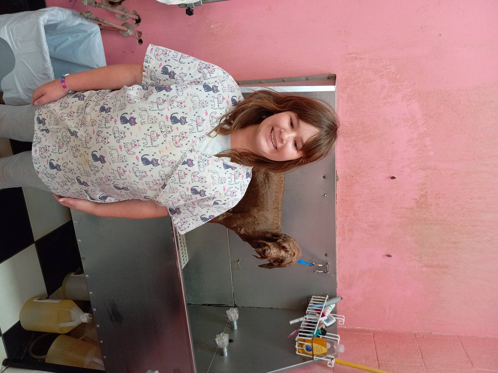 Elizabeth joined the competition — help win amazing prizes! comfort, elbow, fashion_design, flesh, flooring, fun, happy, joy, pattern, person, pink, plaster, room, smile, visual_arts