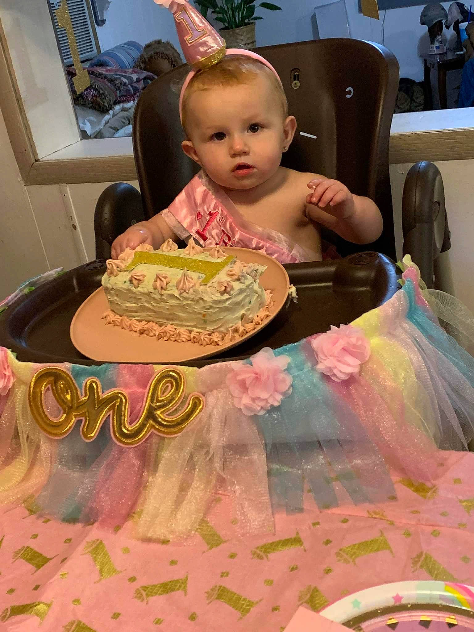 Mckenna is registered to the contest to win money with this photo: baby, baked_goods, baking, birthday_cake, birthday_party, cake, cake_decorating, cake_decorating_supply, chair, dessert, event, food, fun, person, pink, sugar_cake, sugar_paste, sweetness, table, textile