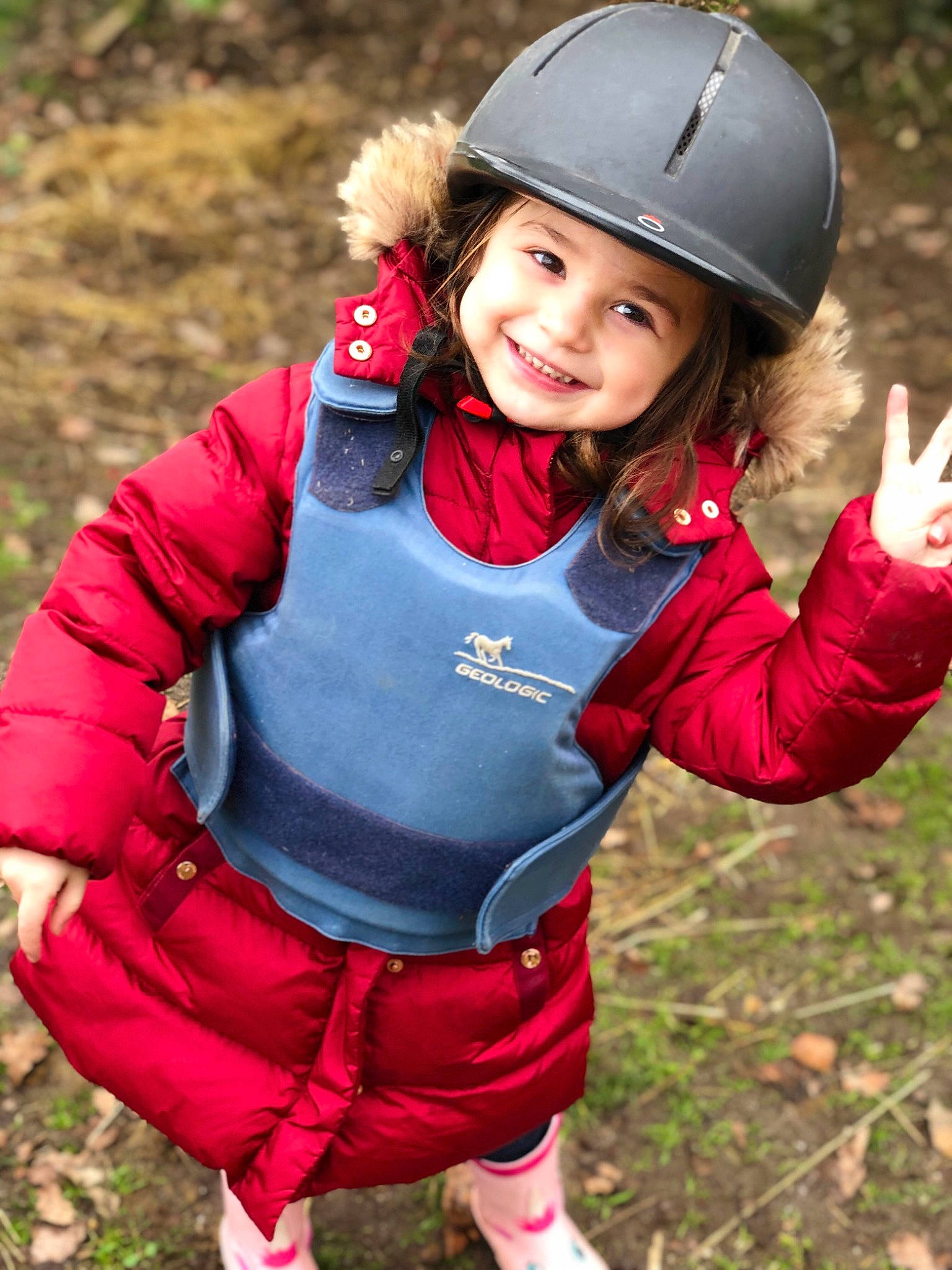 Alina a rejoint le concours — aidez-le/la à gagner de superbes lots ! adventure, child, headwear, helmet, joy, person, personal_protective_equipment, play, recreation, smile, toddler