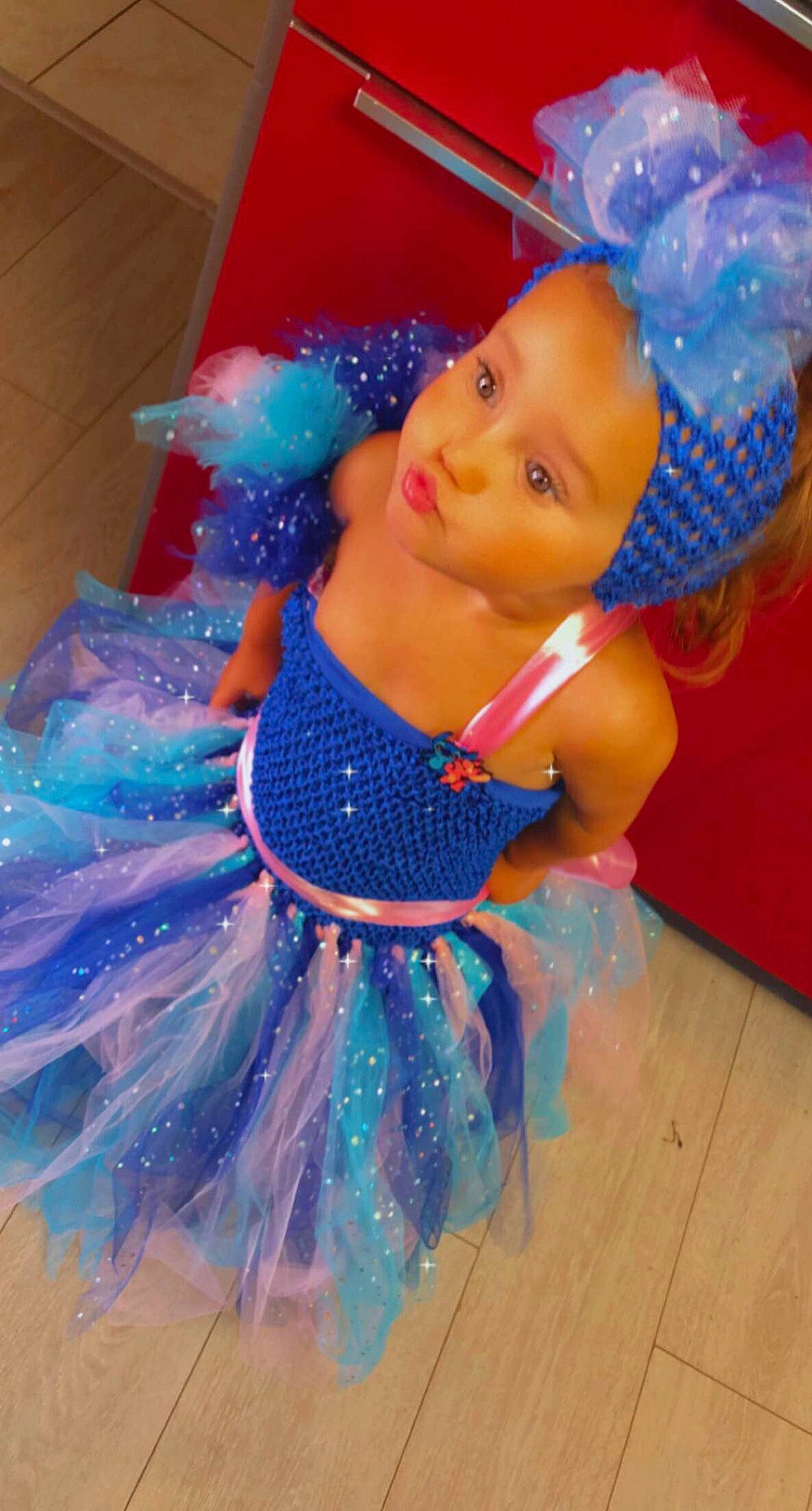 Shenzey participe au concours pour gagner de l'argent avec cette photo : baby_toddler_clothing, ballet_tutu, child, costume, doll, electric_blue, entertainment, event, fashion_accessory, fashion_design, fun, headpiece, headwear, magenta, mythical_creature, party_supply, performing_arts, person, pink, plastic