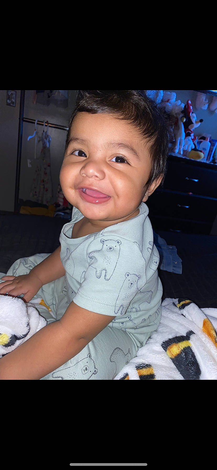 Rhzale is registered to the contest to win money with this photo: baby_toddler_clothing, cheek, child, cool, elbow, eye, eyelash, flash_photography, fun, gesture, hairstyle, happy, joy, mouth, nose, person, sleeve, smile, television, thumb