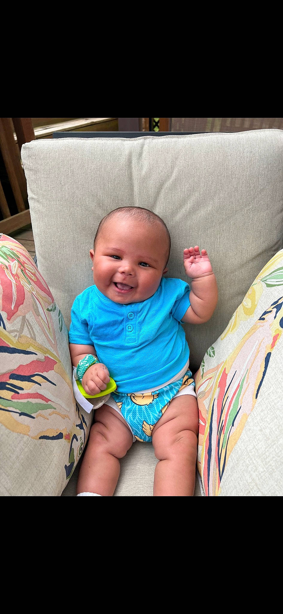 Kamari is registered to the contest to win money with this photo: abdomen, baby, baby_toddler_clothing, chair, cheek, comfort, couch, eye, happy, head, joy, mouth, person, product, shorts, skin, smile, stomach, textile, thigh