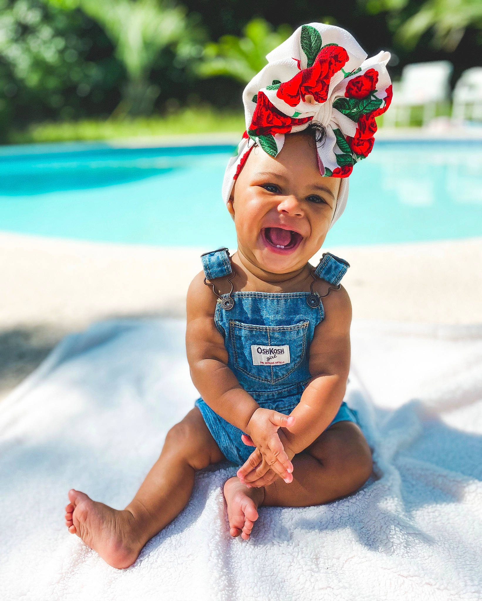 Jordynn is registered to the contest to win money with this photo: baby, baby_toddler_clothing, barefoot, cap, child, costume, event, eyewear, fashion_accessory, foot, fun, grass, happy, headband, headwear, leisure, party_supply, person, personal_protective_equipment, recreation