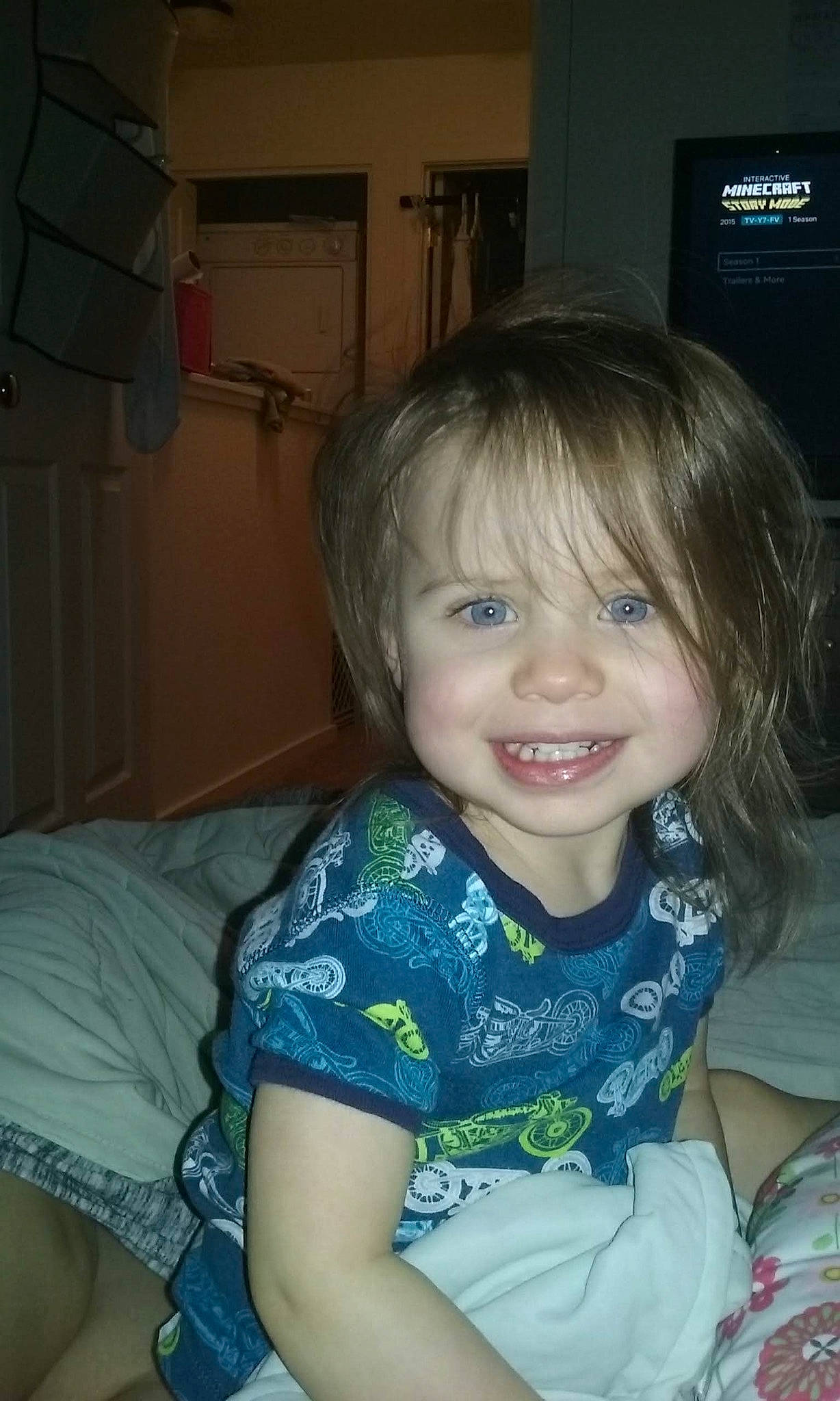 Kaliah is registered to the contest to win money with this photo: cheek, child, chin, eye, face, facial_expression, fun, hair, iris, joy, laugh, nose, organ, person, sitting, smile, toddler, tooth