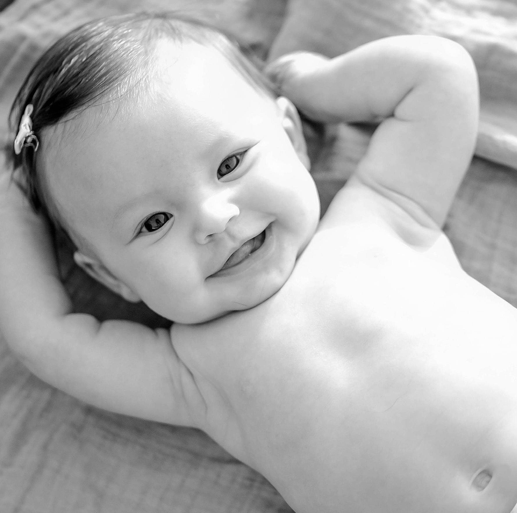 Rilynn is registered to the contest to win money with this photo: arm, black_and_white, cheek, eye, eyebrow, eyelash, finger, flash_photography, gesture, happy, human_body, joy, lip, mouth, muscle, neck, nose, person, shoulder, skin