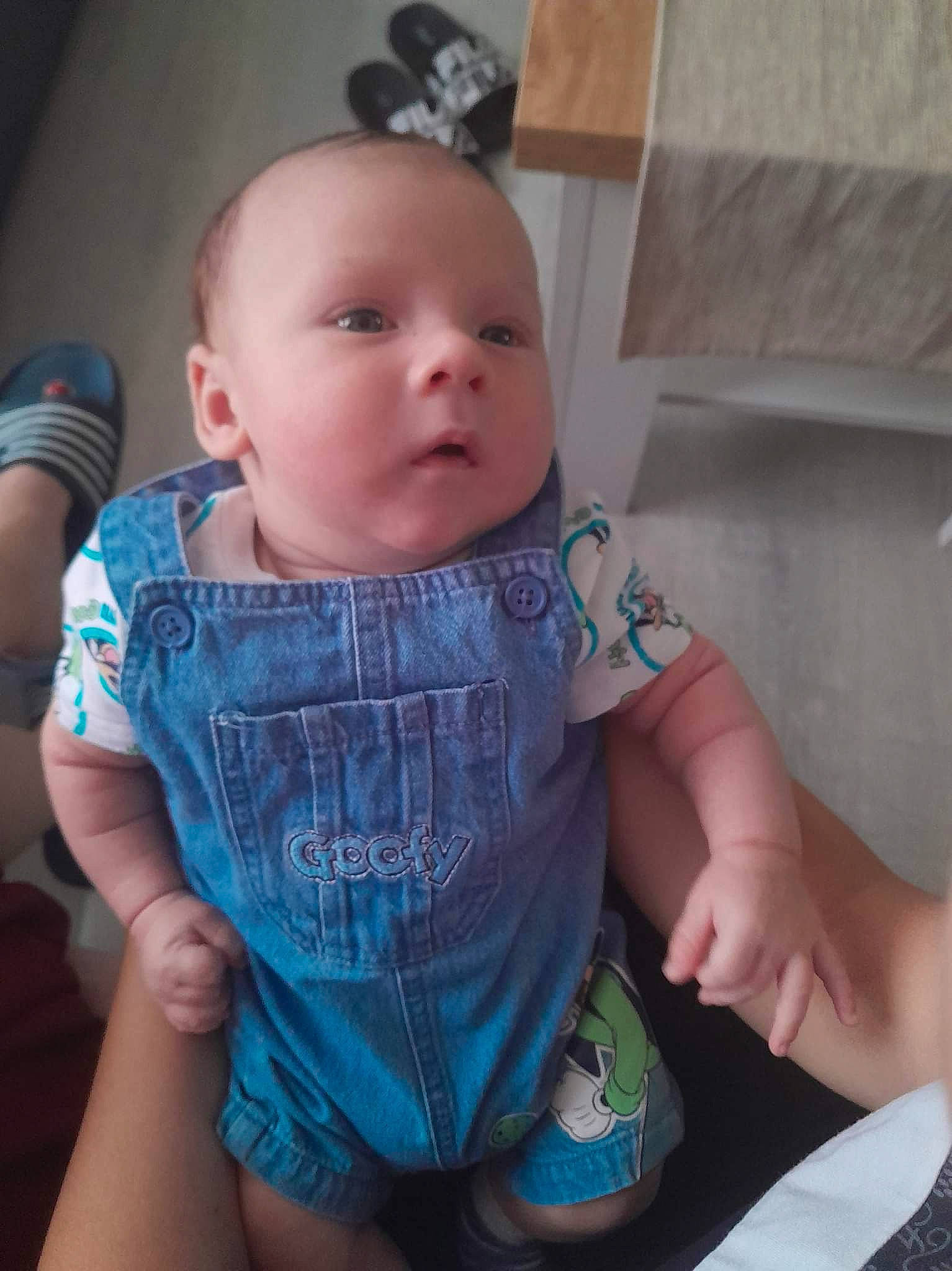 Thimeo participe au concours pour gagner de l'argent avec cette photo : baby, baby_toddler_clothing, cheek, chin, eye, face, facial_expression, hairstyle, head, human_body, iris, joint, lip, mouth, neck, nose, person, product, shoulder, skin