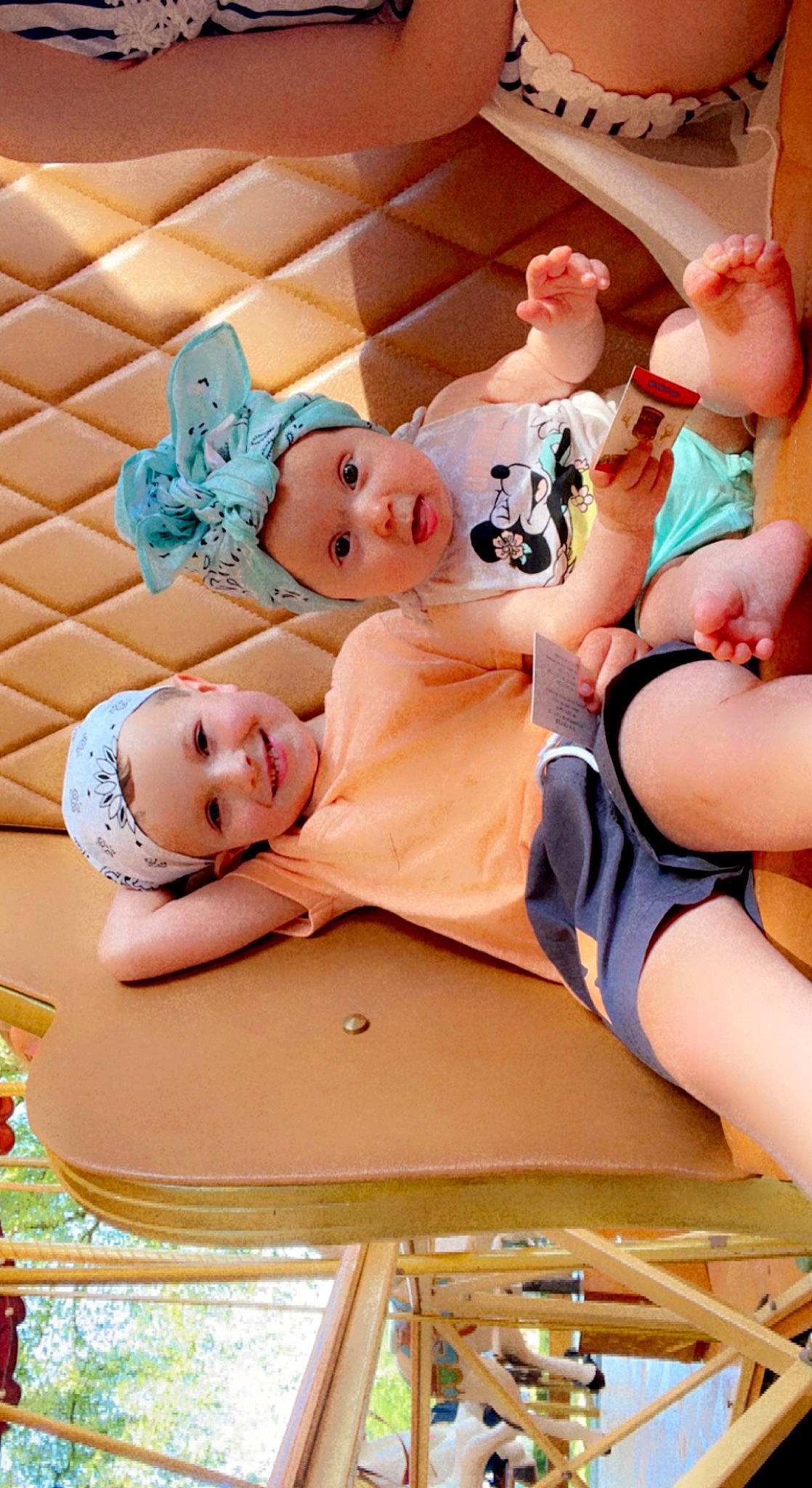 Hatem participe au concours pour gagner de l'argent avec cette photo : baby, beauty, cheek, child, comfort, eye, facial_expression, fun, happy, headwear, human, joy, leisure, mammal, mouth, muscle, orange, person, skin, smile