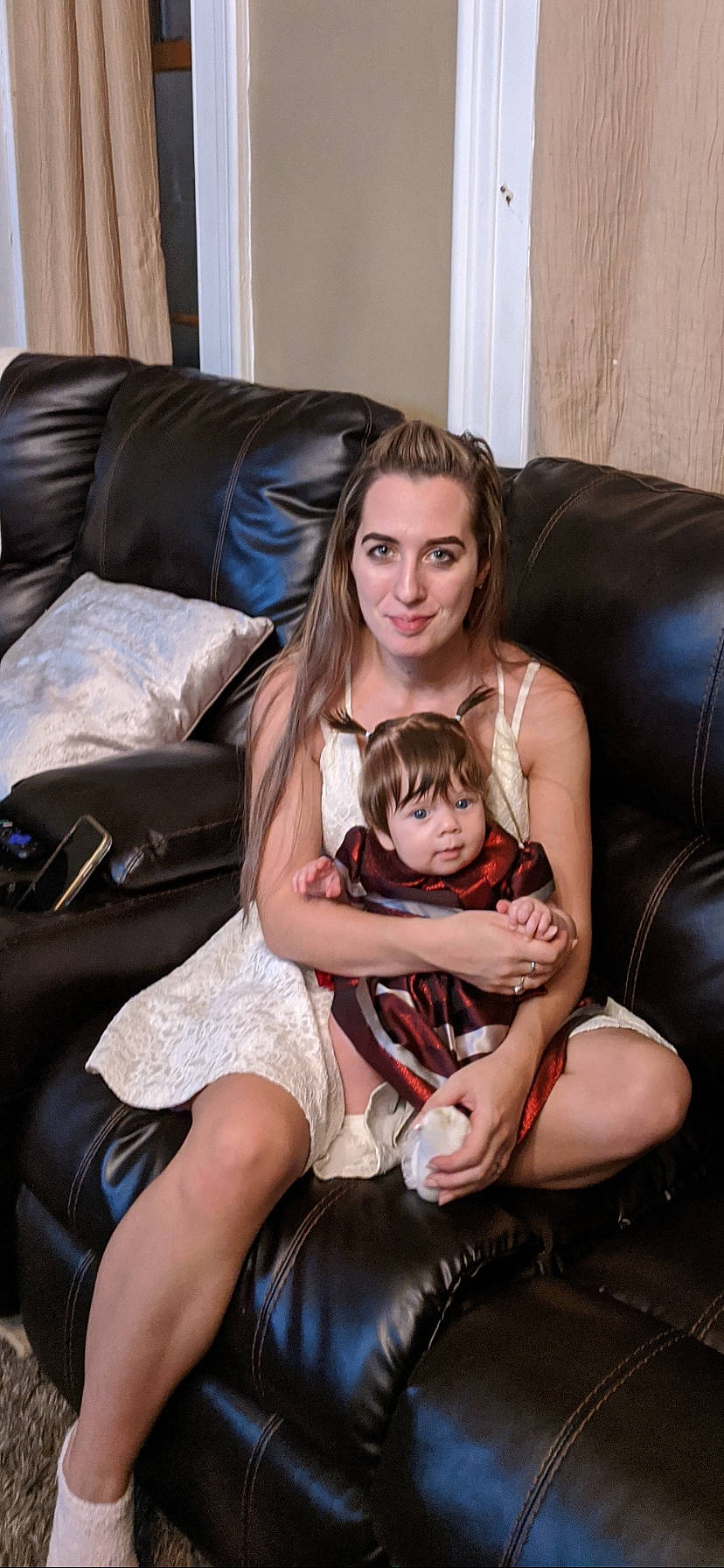 Mara Evangelene joined the competition — help win amazing prizes! blond, brown_hair, comfort, couch, event, eye, fun, furniture, happy, head, human_leg, joy, lamp, lap, leg, leisure, living_room, long_hair, person, shoulder