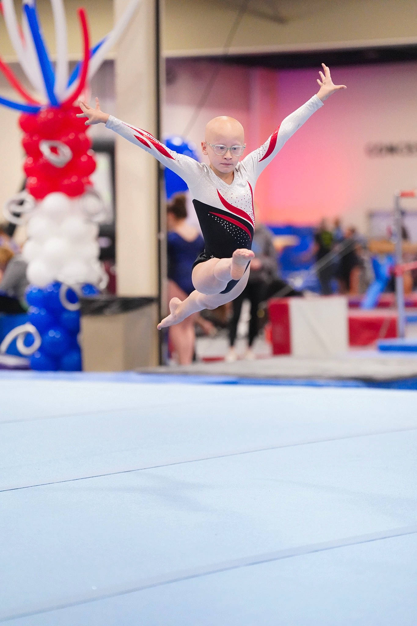 Nella is registered to the contest to win money with this photo: artistic_gymnastics, athlete, balance, championship, competition, competition_event, dance, electric_blue, entertainment, event, fun, gymnastics, leotard, performing_arts, person, public_event, recreation, rhythmic_gymnastics, sports, sports_uniform